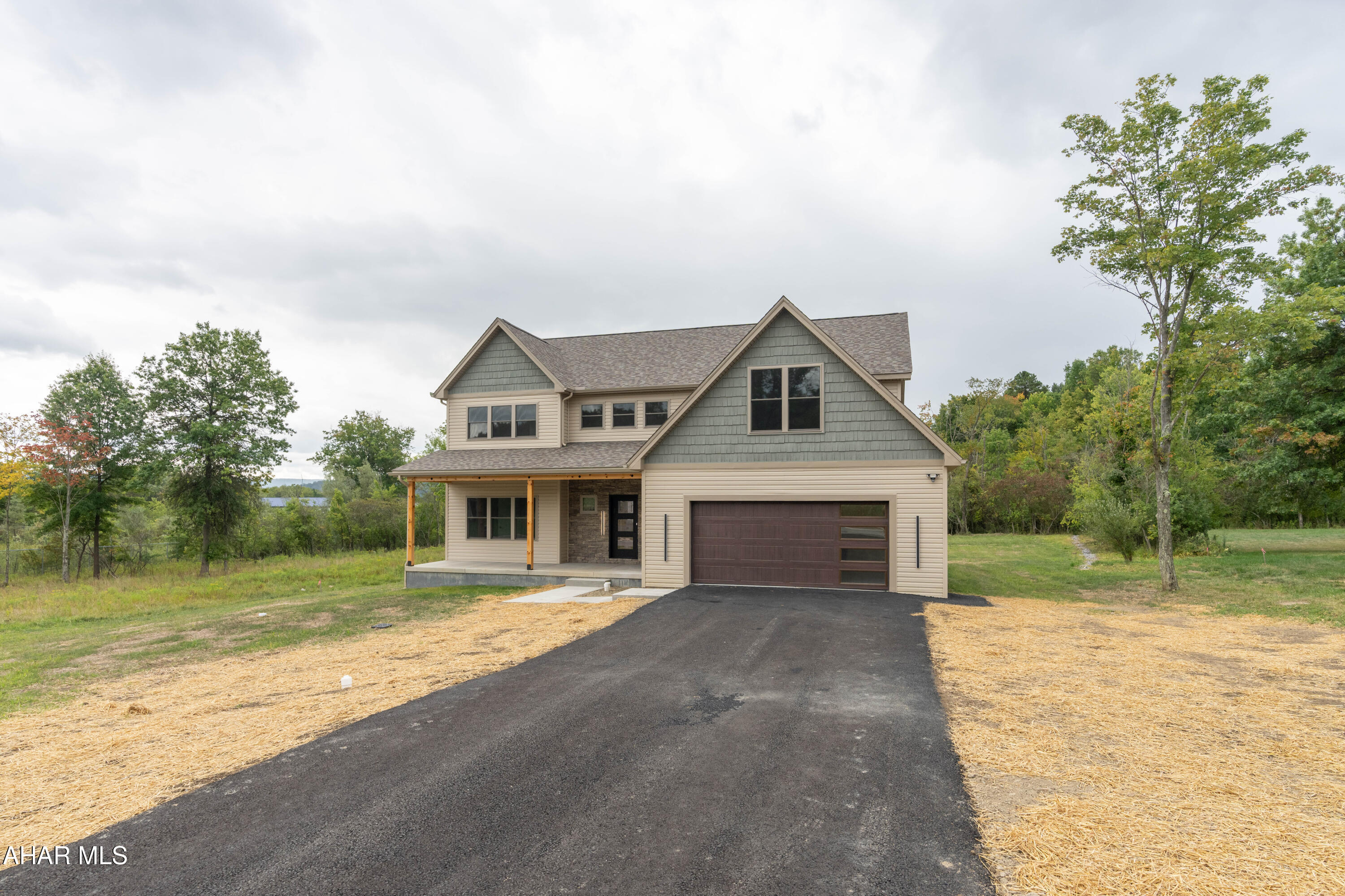 Fox Hollow - Residential