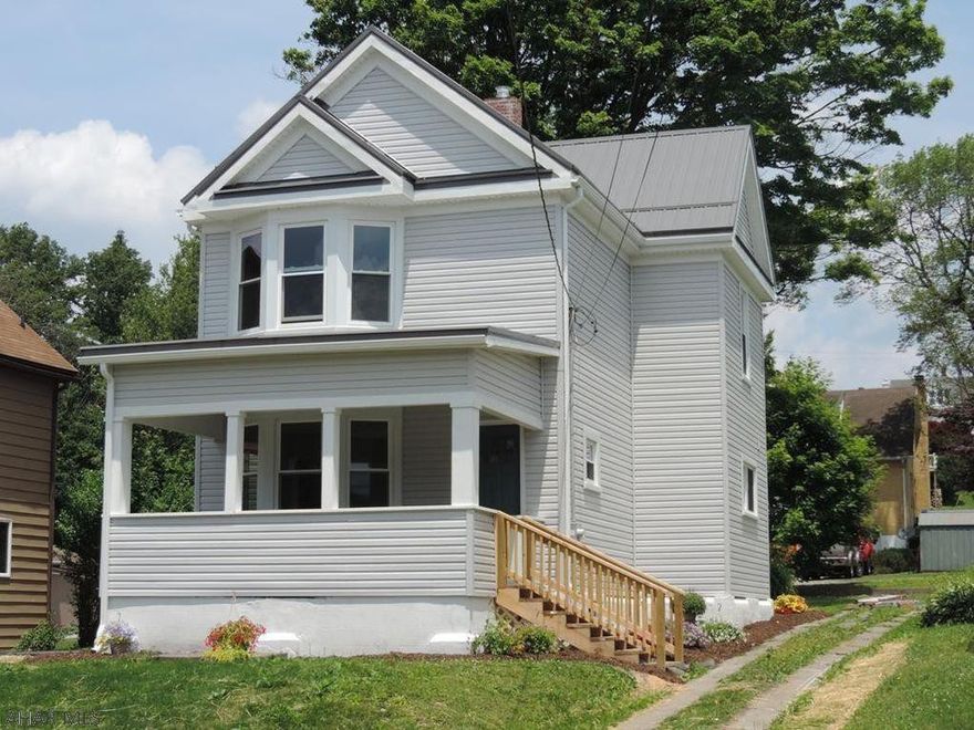 Renovated 3 bedroom 1.5 bath home located in Cresson Borough. Featuring an open concept kitchen with an island, custom oak cabinetry and granite counter tops. Also, a large deck off the kitchen, first floor powder room and the convenience of off street parking. This  home is sure to impress!