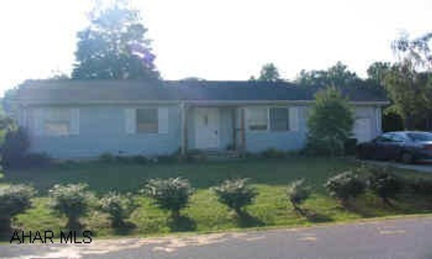 Great starter home or downsizing!! Nice Ranch home with 3 Bedrooms, livingroom, kitchen/dining area, 1 car garage, nice 98x135 corner lot. Owners are having inside painted!!