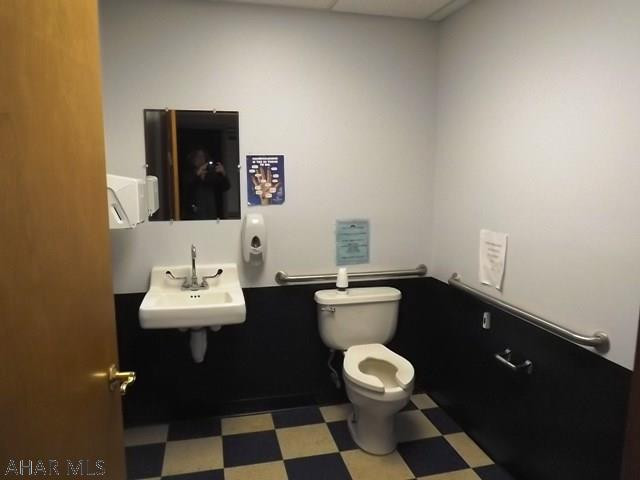 Unknown - Commercial Sale