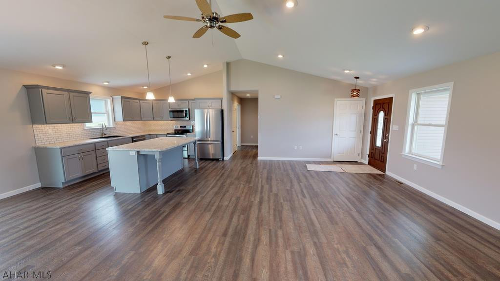 Unknown - Residential