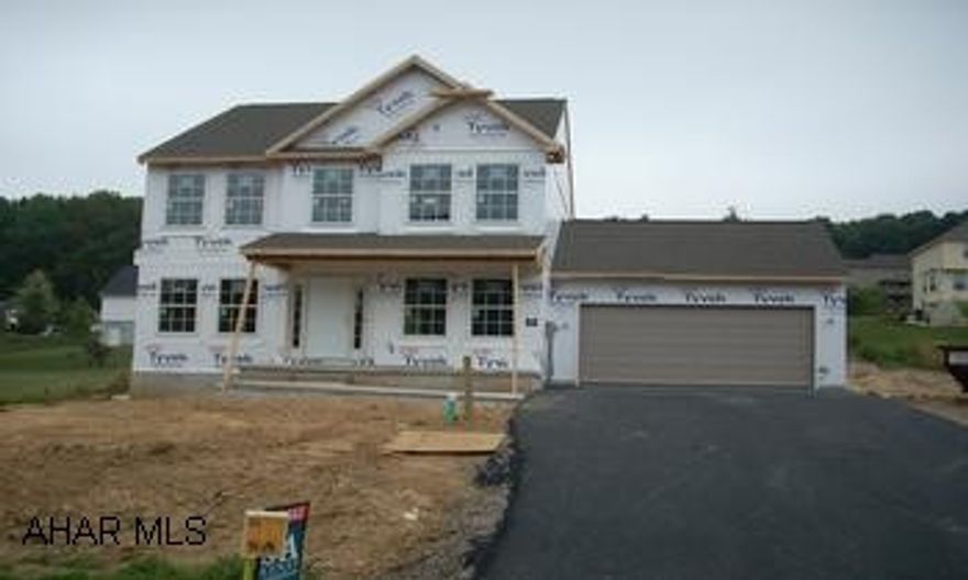 3 BEDROOM 2.5 BATH, 1ST FLOOR BREAKFAST AREA , FAMILY ROOM, FORMAL DINING, AND FLEX SPACE. SECOND FLOOR 3 BEDROOM WITH SECOND FLOOR LAUNDRY. 14 X 10 DECK, 2 CAR GARAGE, BELLWOOD SCHOOLS HOUSE SCHEDULED TO BE COMPLETE BY 10/24/09