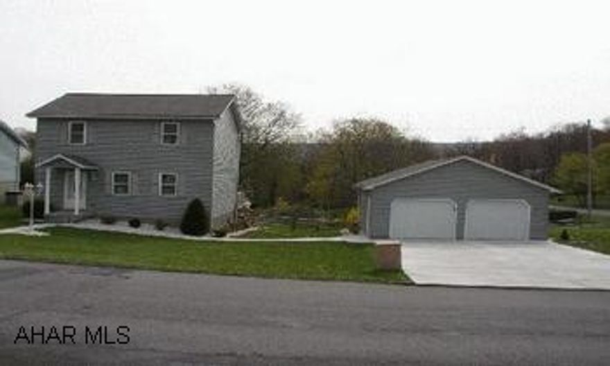 BETTER THAN NEW! 3 BR W/ 1.5 BATH NEW EXTERIOR SIDING, NEW 2 CAR GARAGE, NEW CONCRETE WALKS AND DRIVEWAY, NEW COMPOSITE DECK, NEW REAR PATIO AND UPDATED BATHS W/ NEW SINKS AND TOILETS. BETTER THAN NEW! 3 BR W/ 1.5 BATH NEW EXTERIOR SIDING, NEW 2 CAR GARAGE, NEW CONCRETE WALKS AND DRIVEWAY, NEW COMPOSITE DECK, NEW REAR PATIO AND UPDATED BATHS W/ NEW SINKS AND TOILETS.