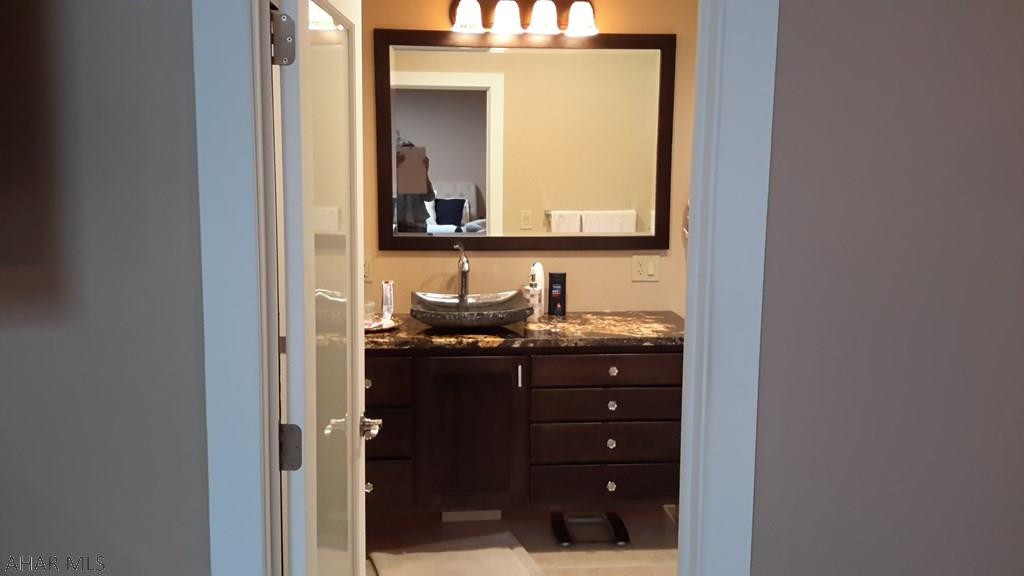 Mountain House Grounds - Residential