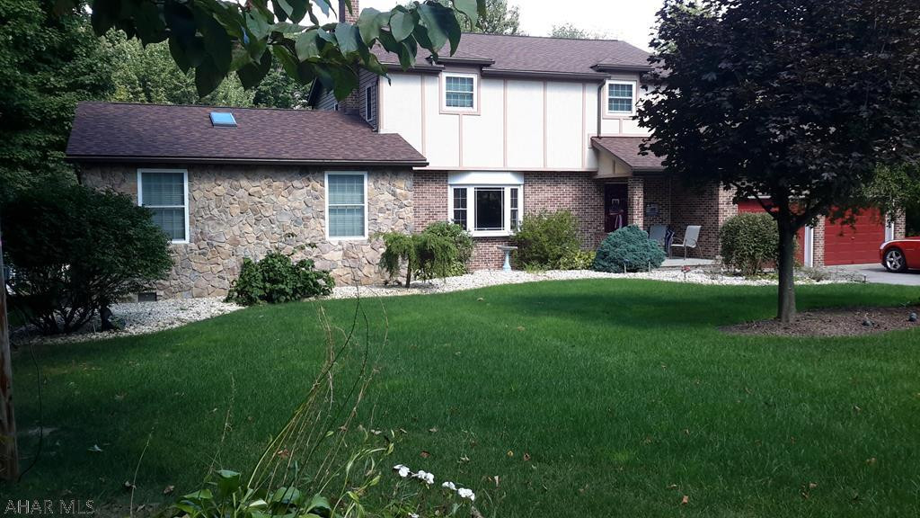 Mountain House Grounds - Residential