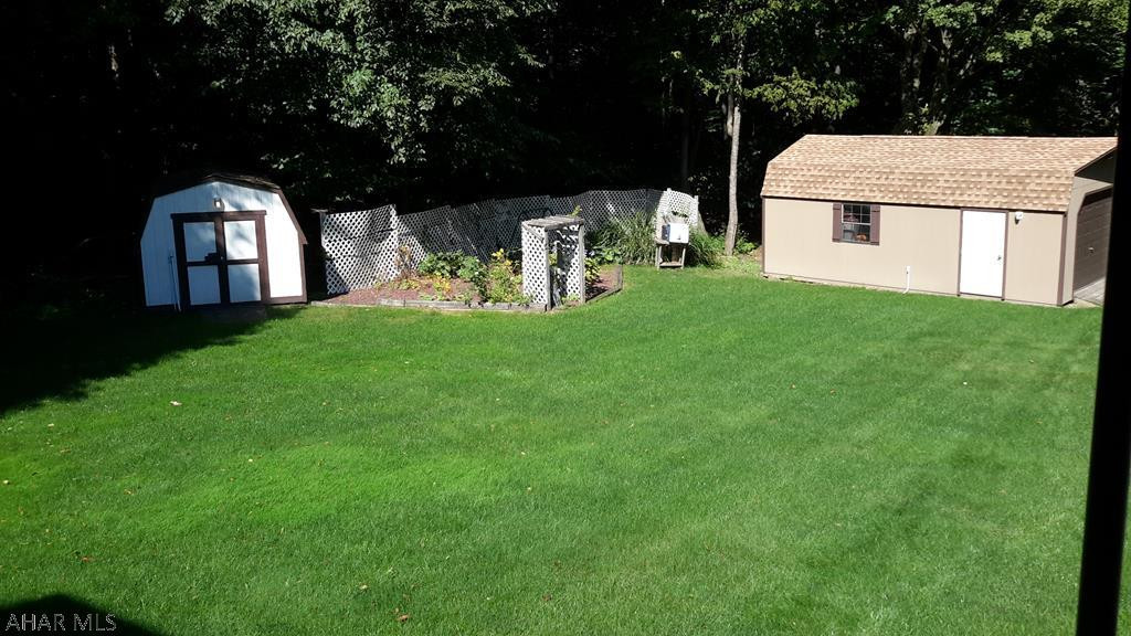 Mountain House Grounds - Residential