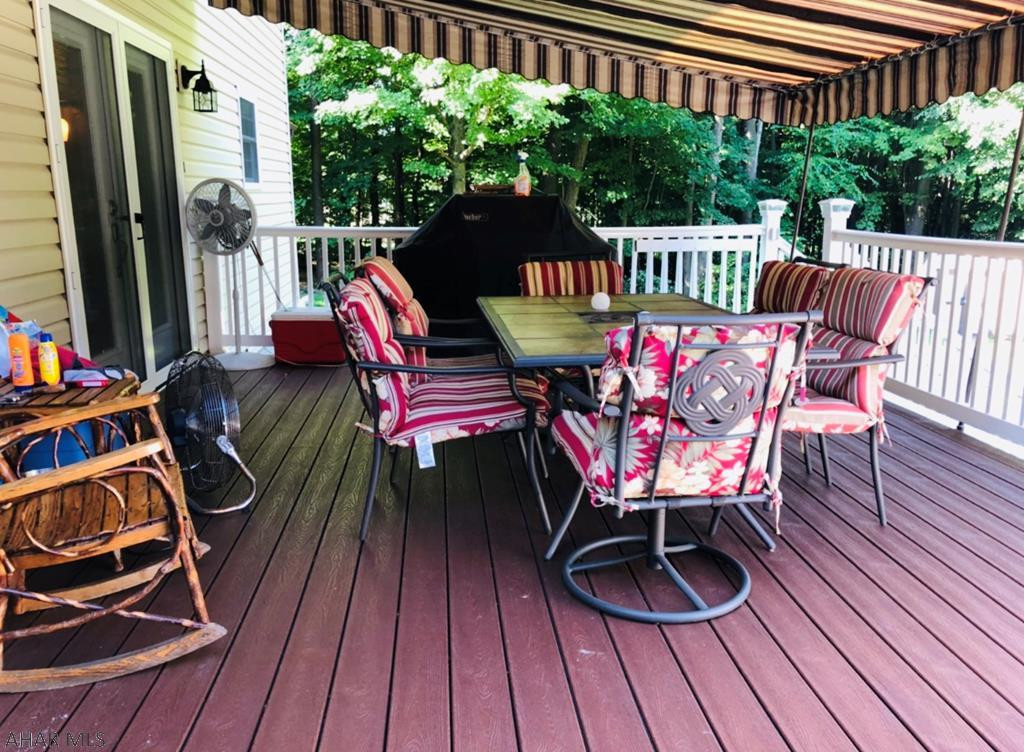 Mountain House Grounds - Residential