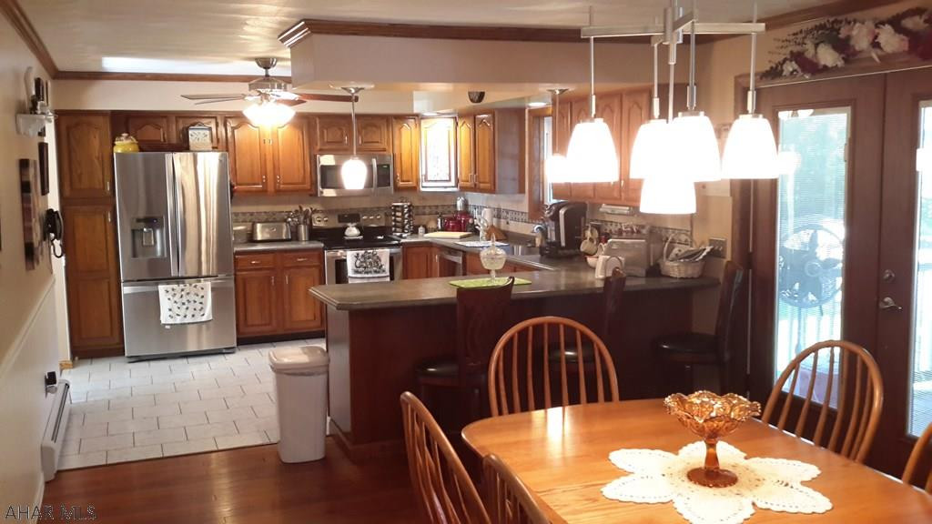 Mountain House Grounds - Residential