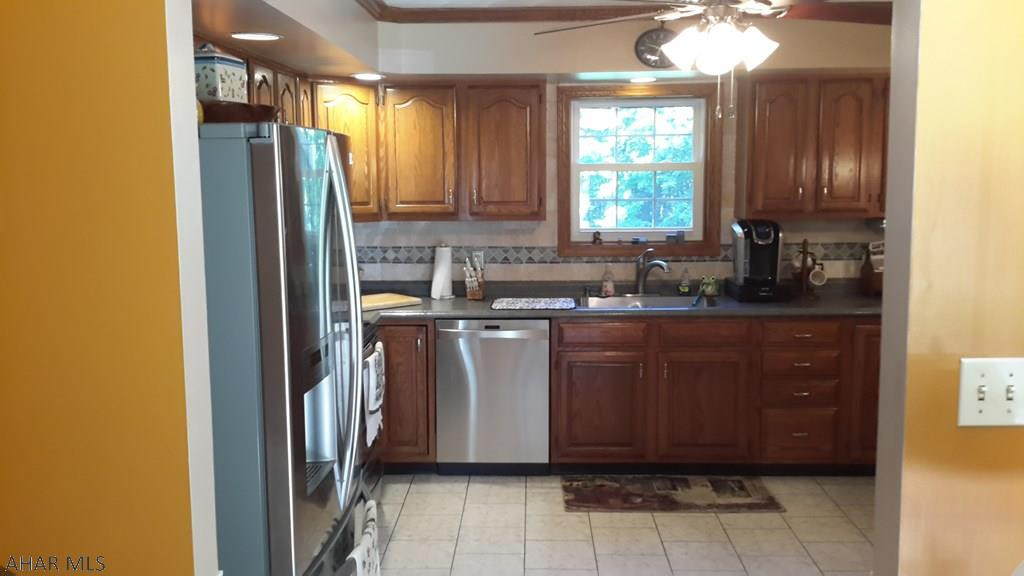 Mountain House Grounds - Residential