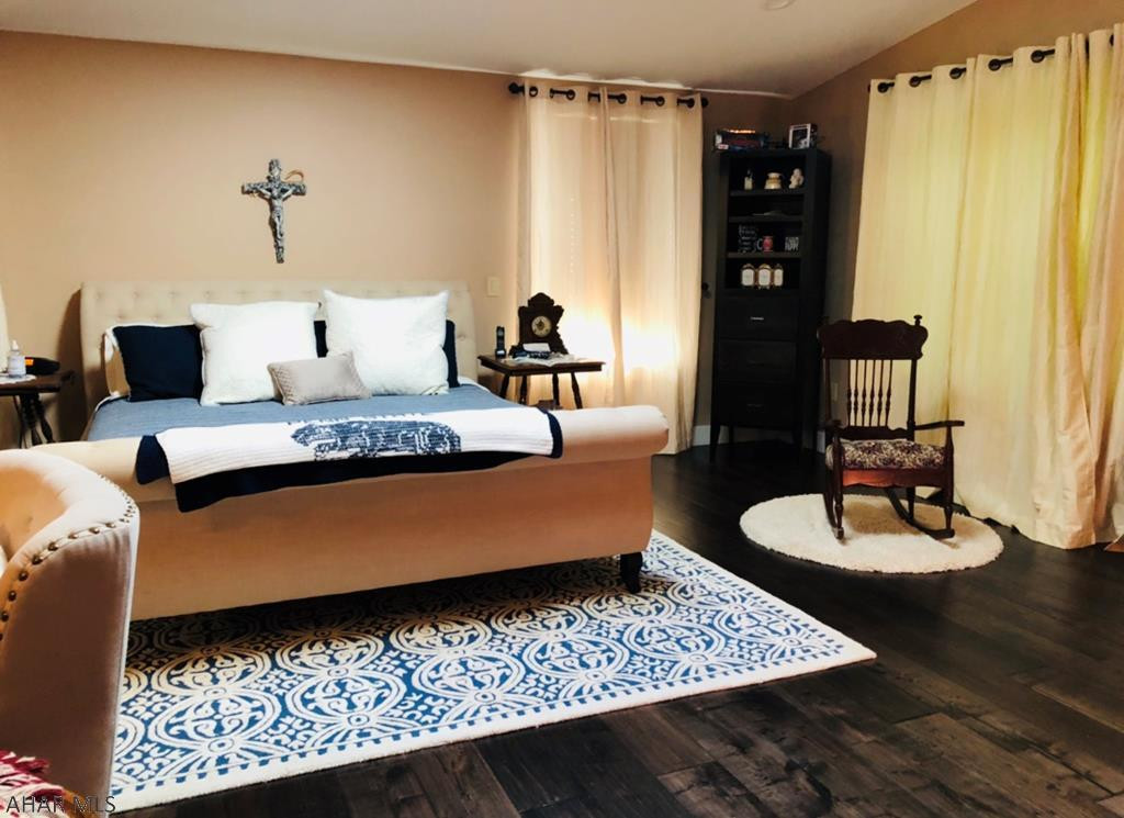 Mountain House Grounds - Residential