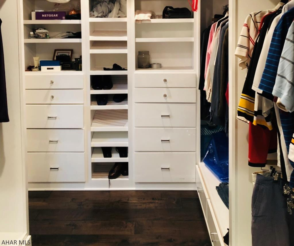 Mountain House Grounds - Residential