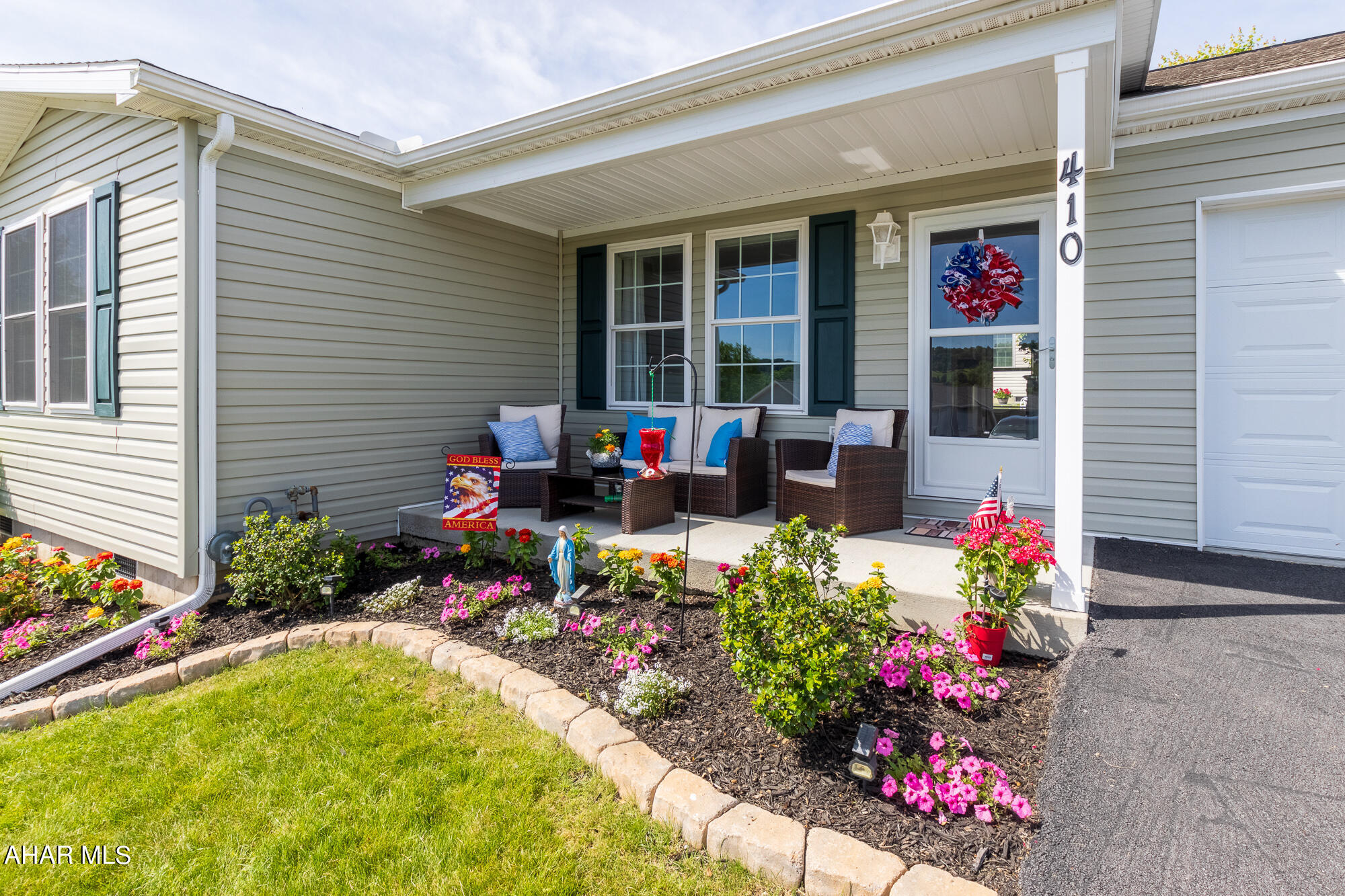 Deer Meadow 55+ Gated Community - Residential