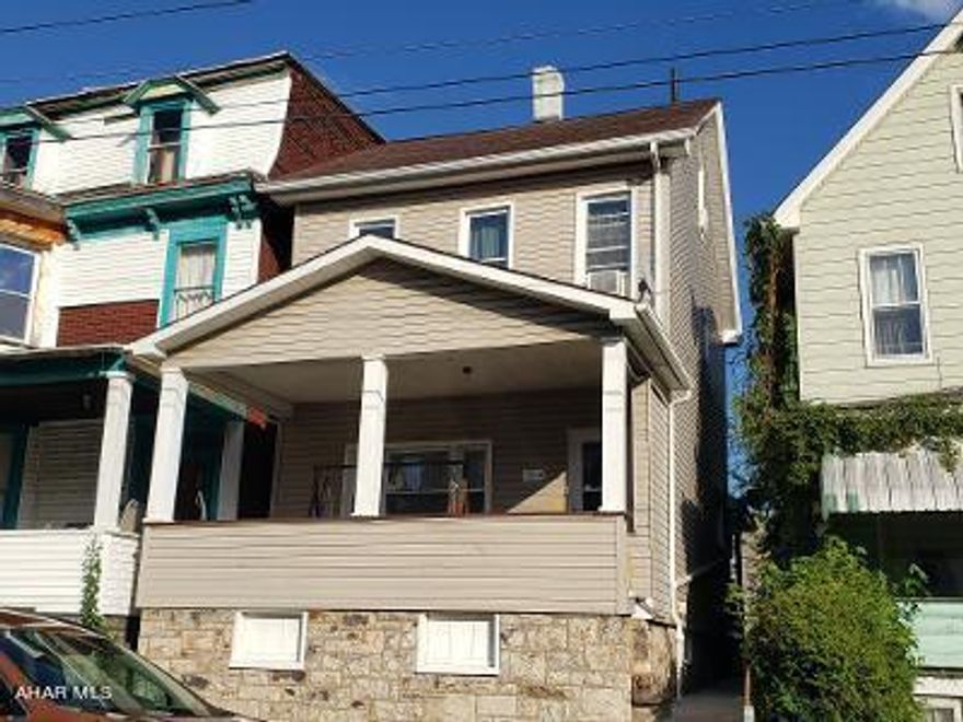 Nice 2-story home with 1-car detached garage. J-596