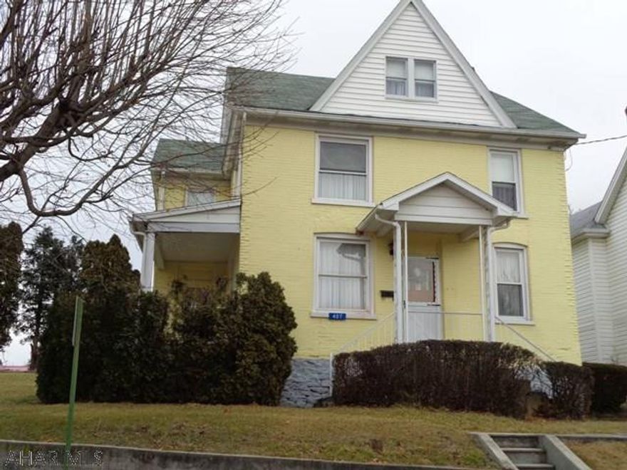 Well maintained 4 bedroom home on 100 x 140 lot in Roaring Spring Borough. Hardwood floors under carpet flooring.Good mechanics with vinyl replacement windows. Brick exterior with side and rear covered porches. Corner lot with detached two car garage.