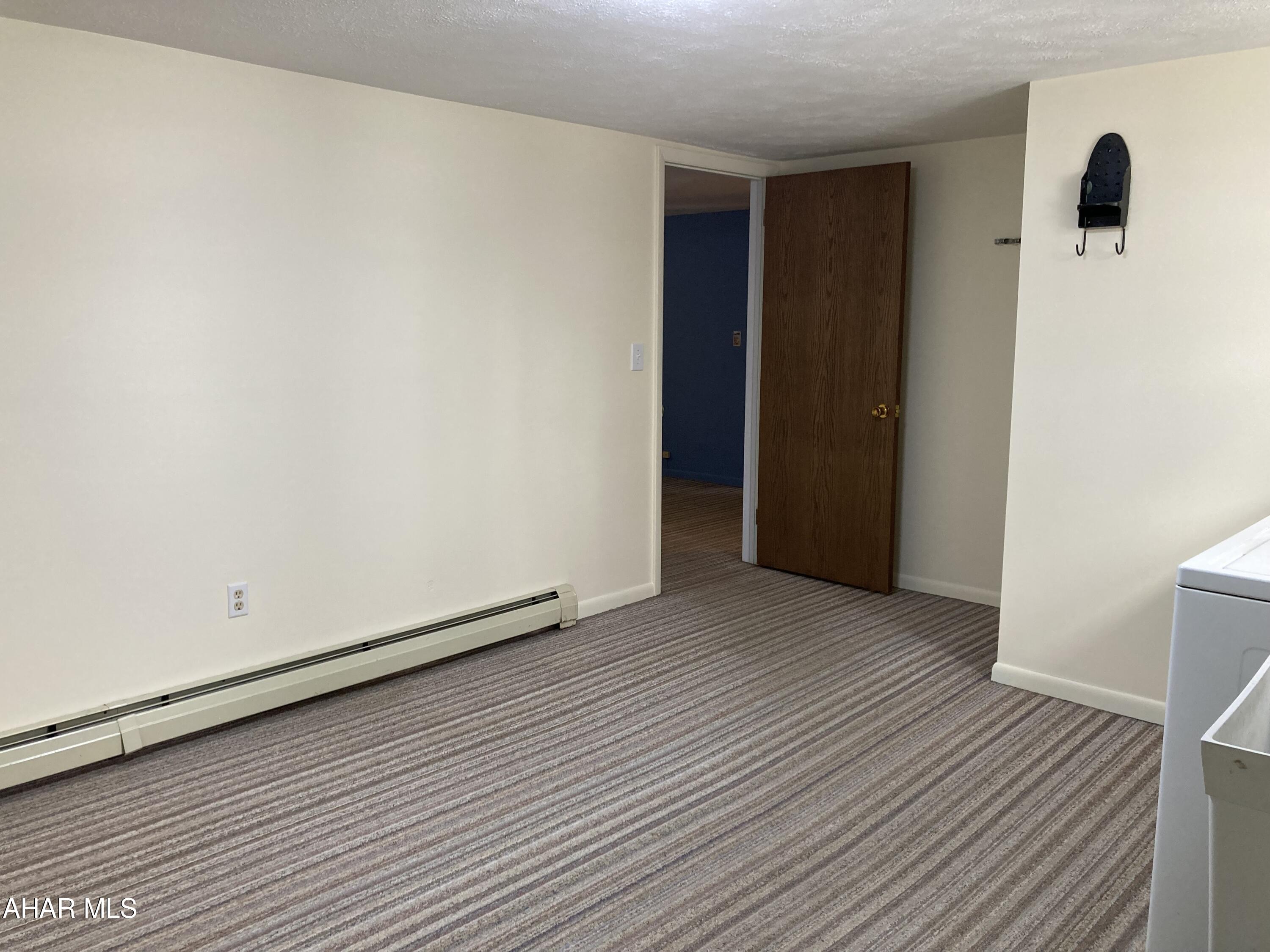 Crestwood - Residential