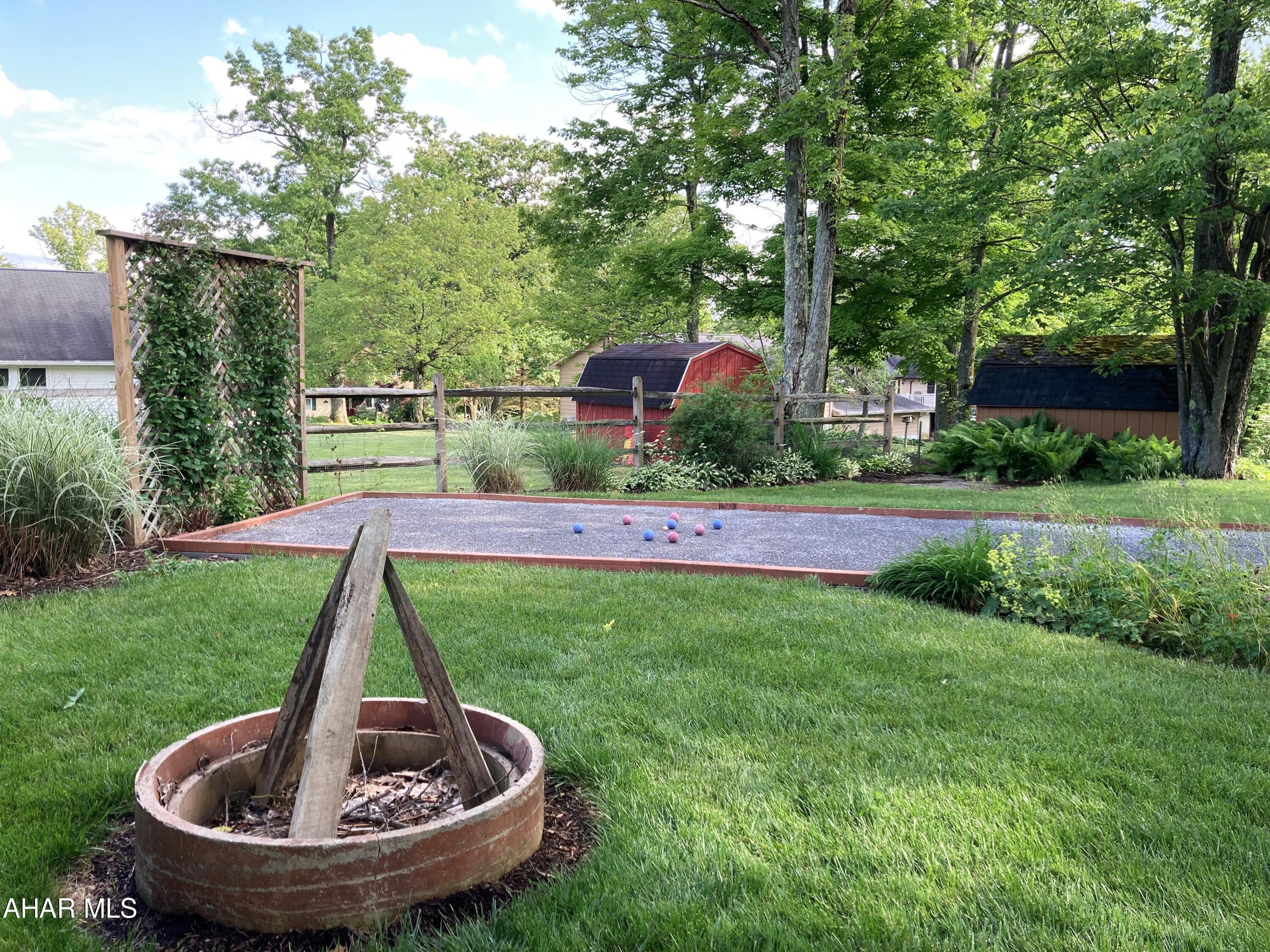 Crestwood - Residential