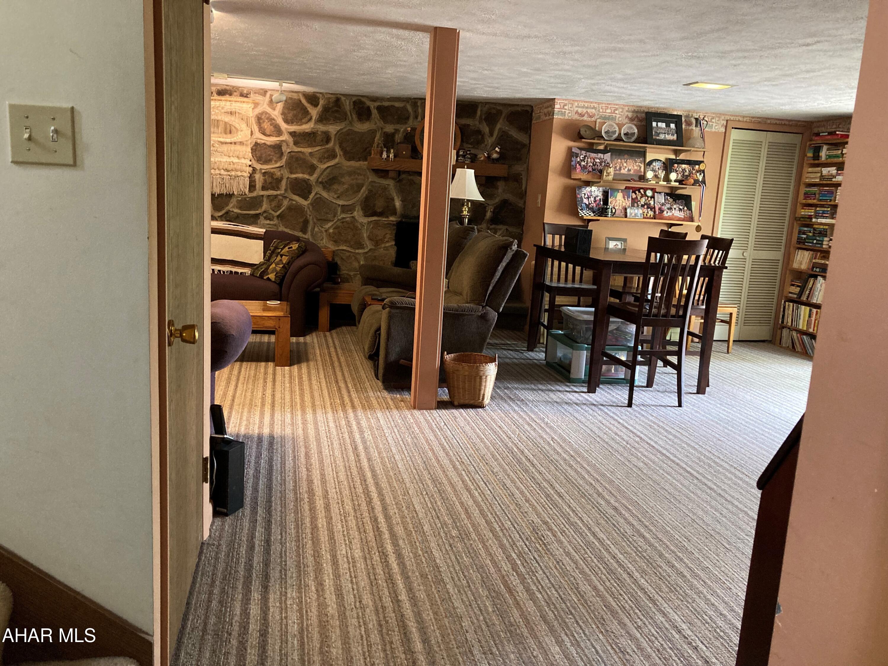 Crestwood - Residential