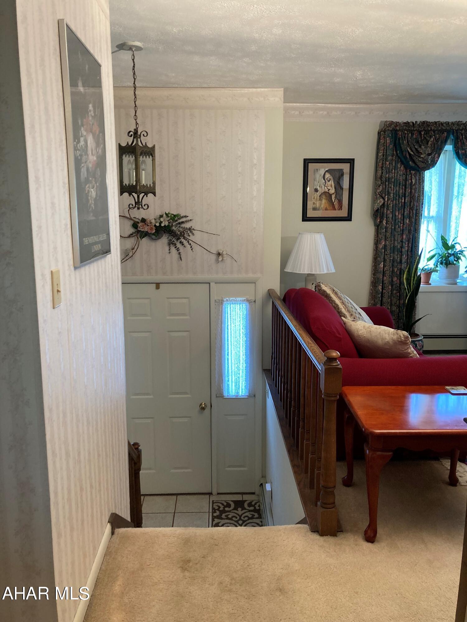 Crestwood - Residential