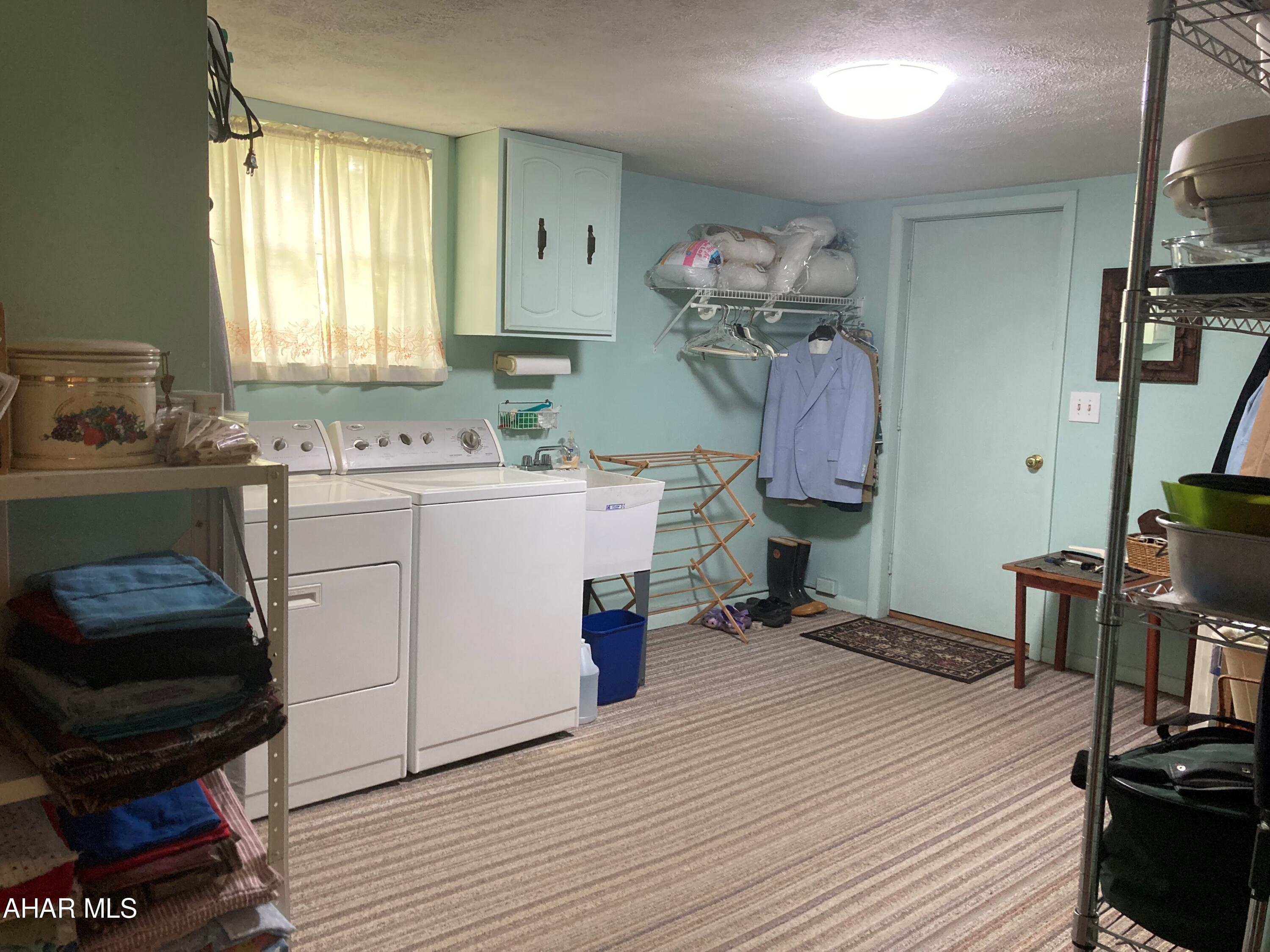 Crestwood - Residential