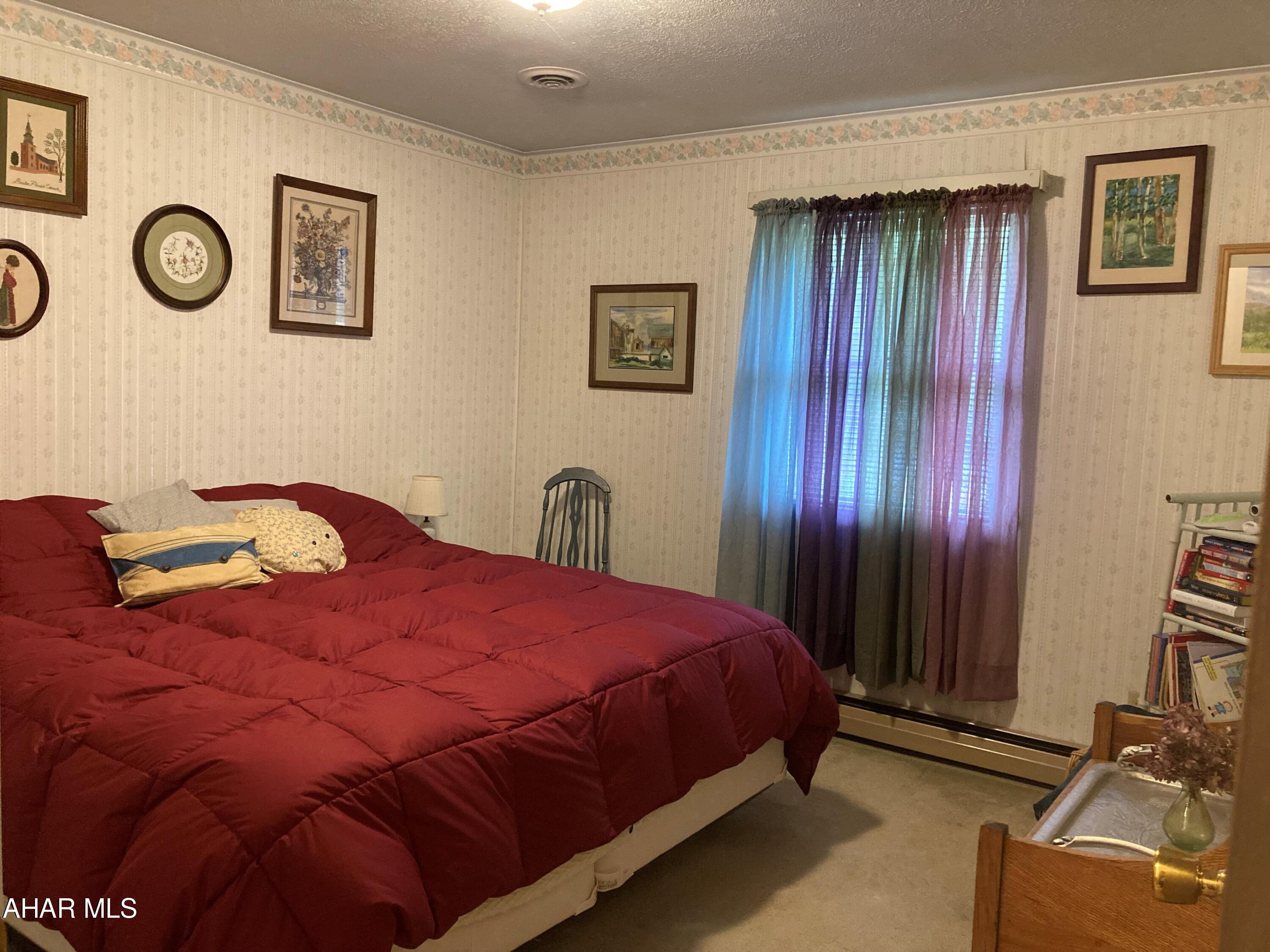 Crestwood - Residential