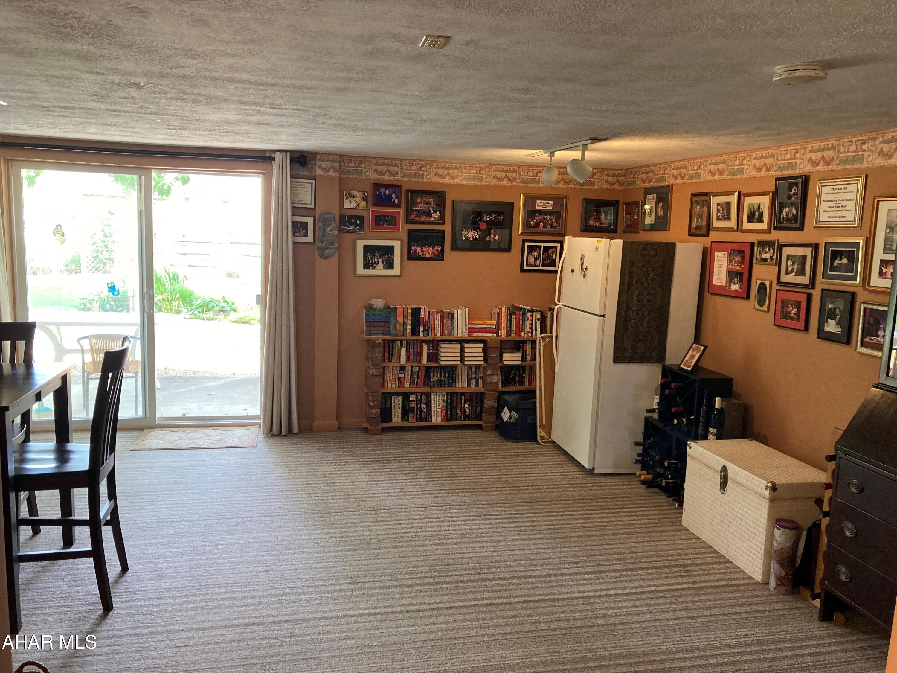 Crestwood - Residential