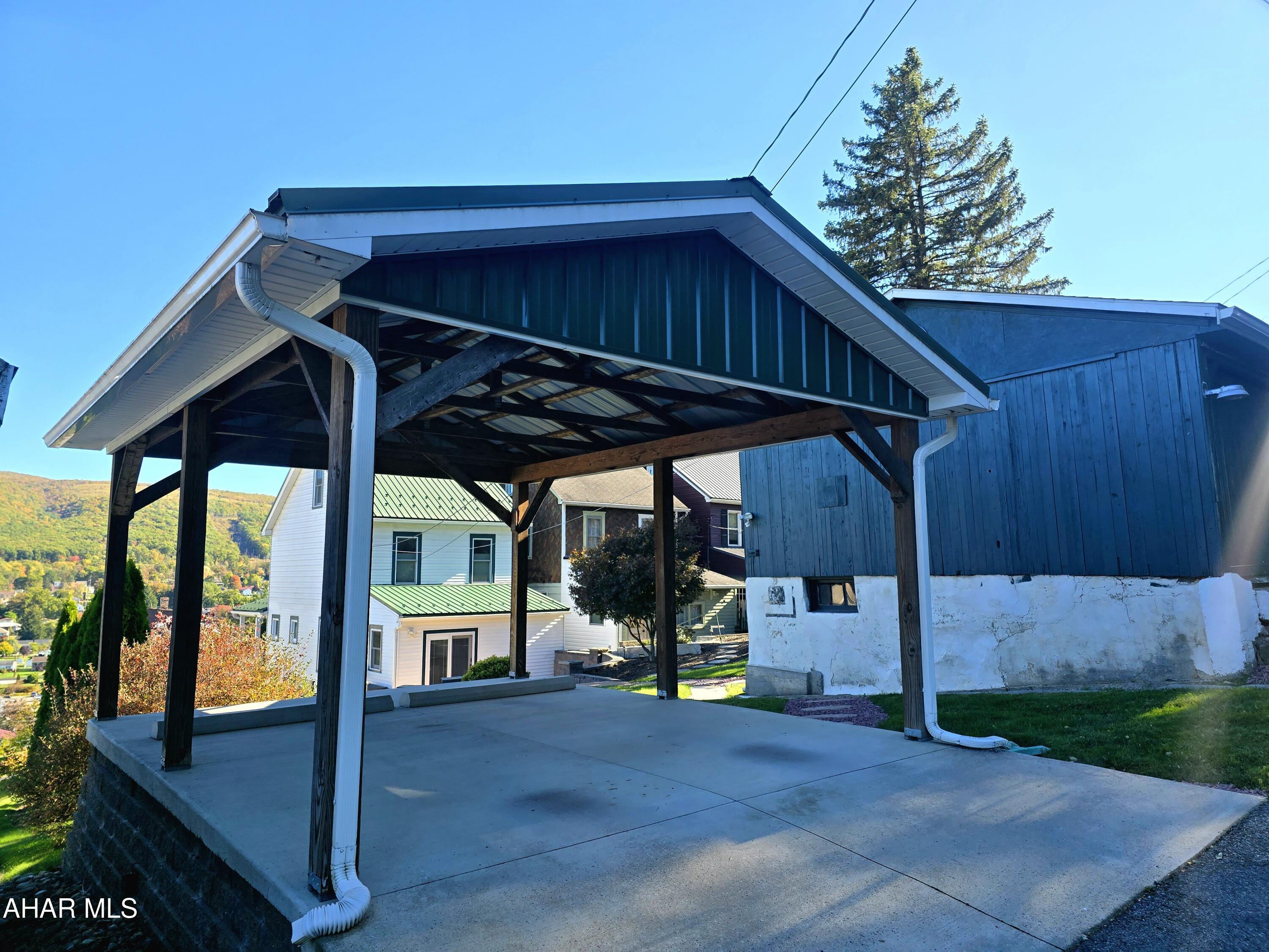 East End - Residential