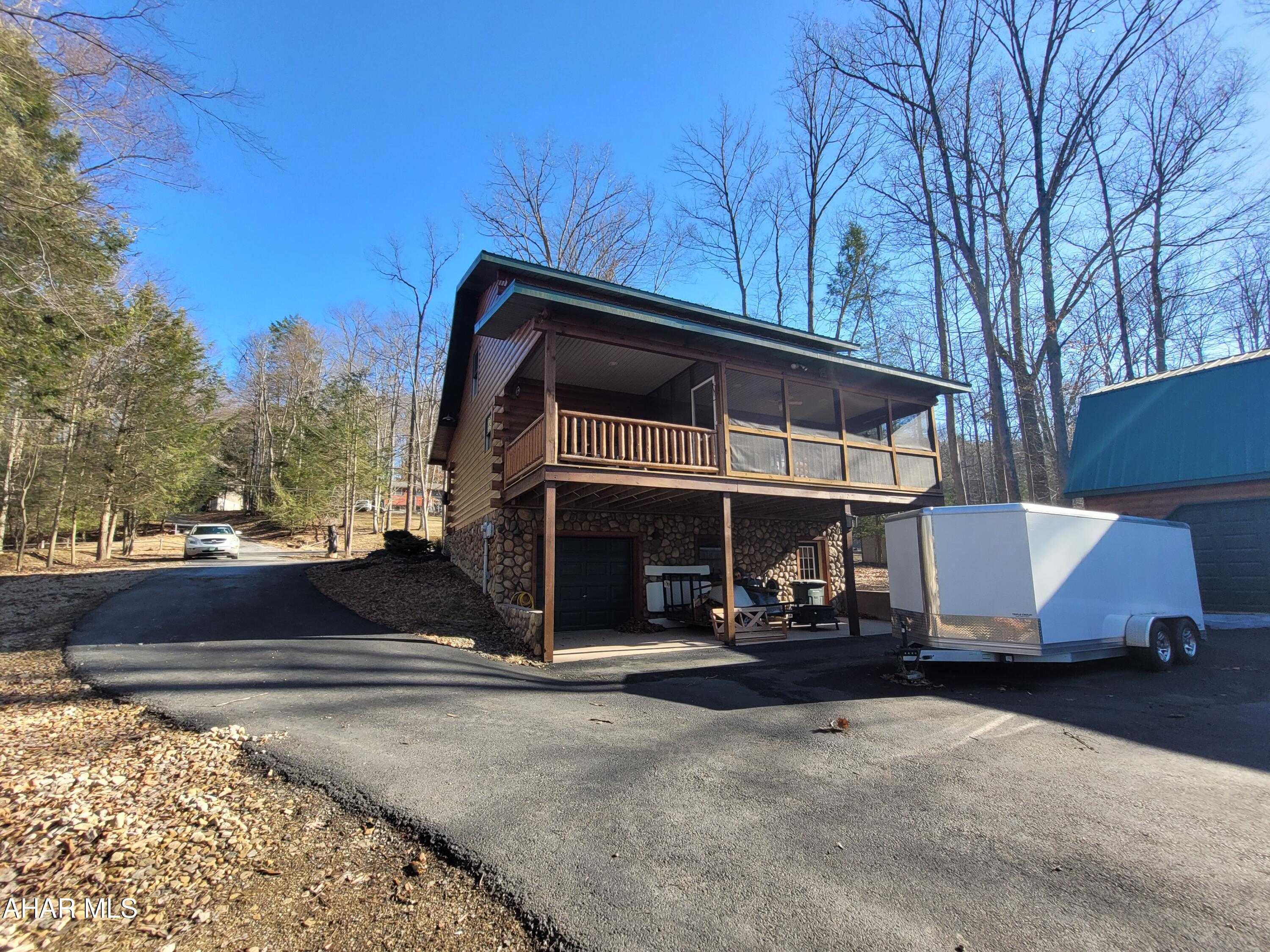 Glendale Yearound - Residential