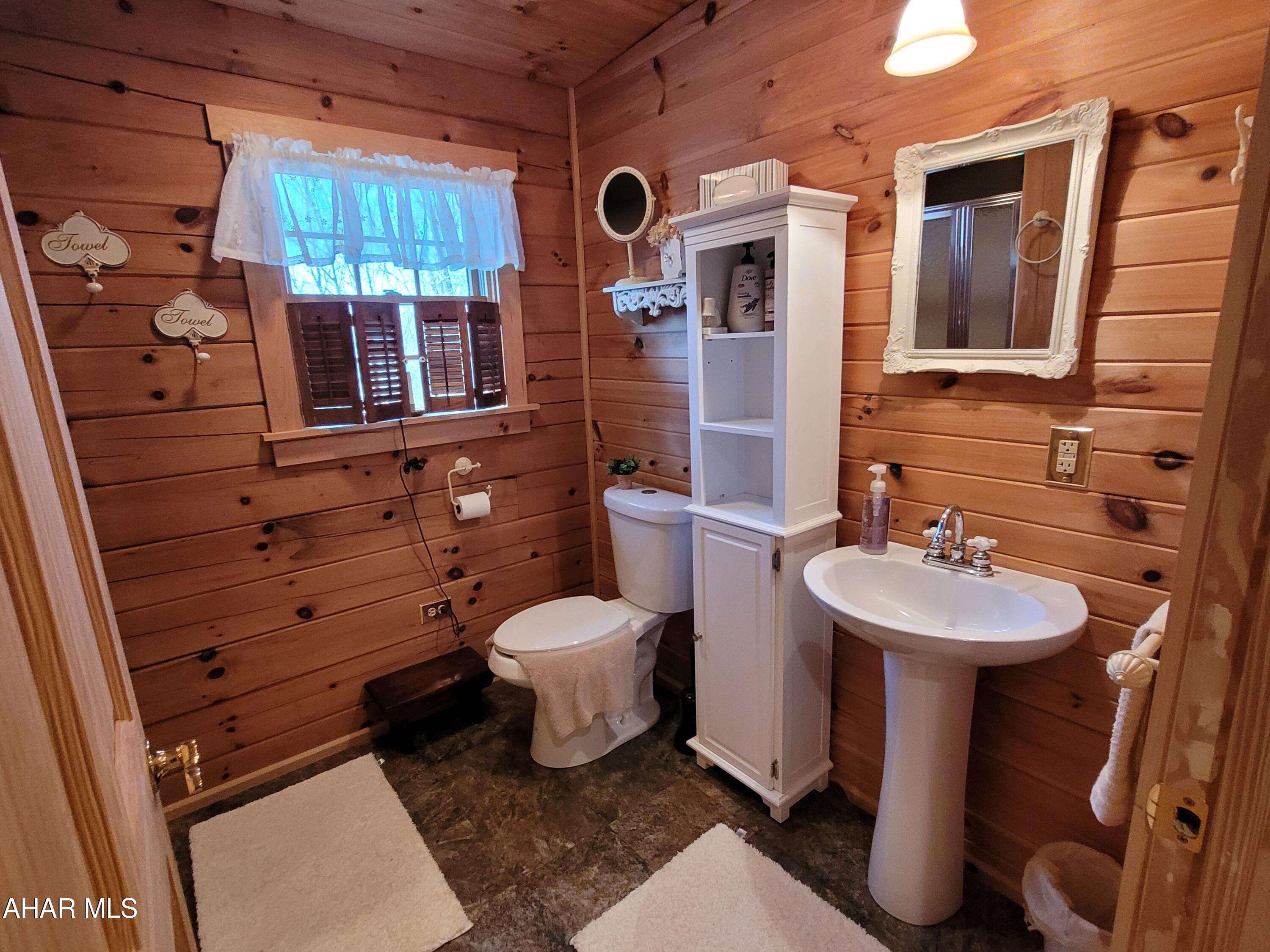 Glendale Yearound - Residential