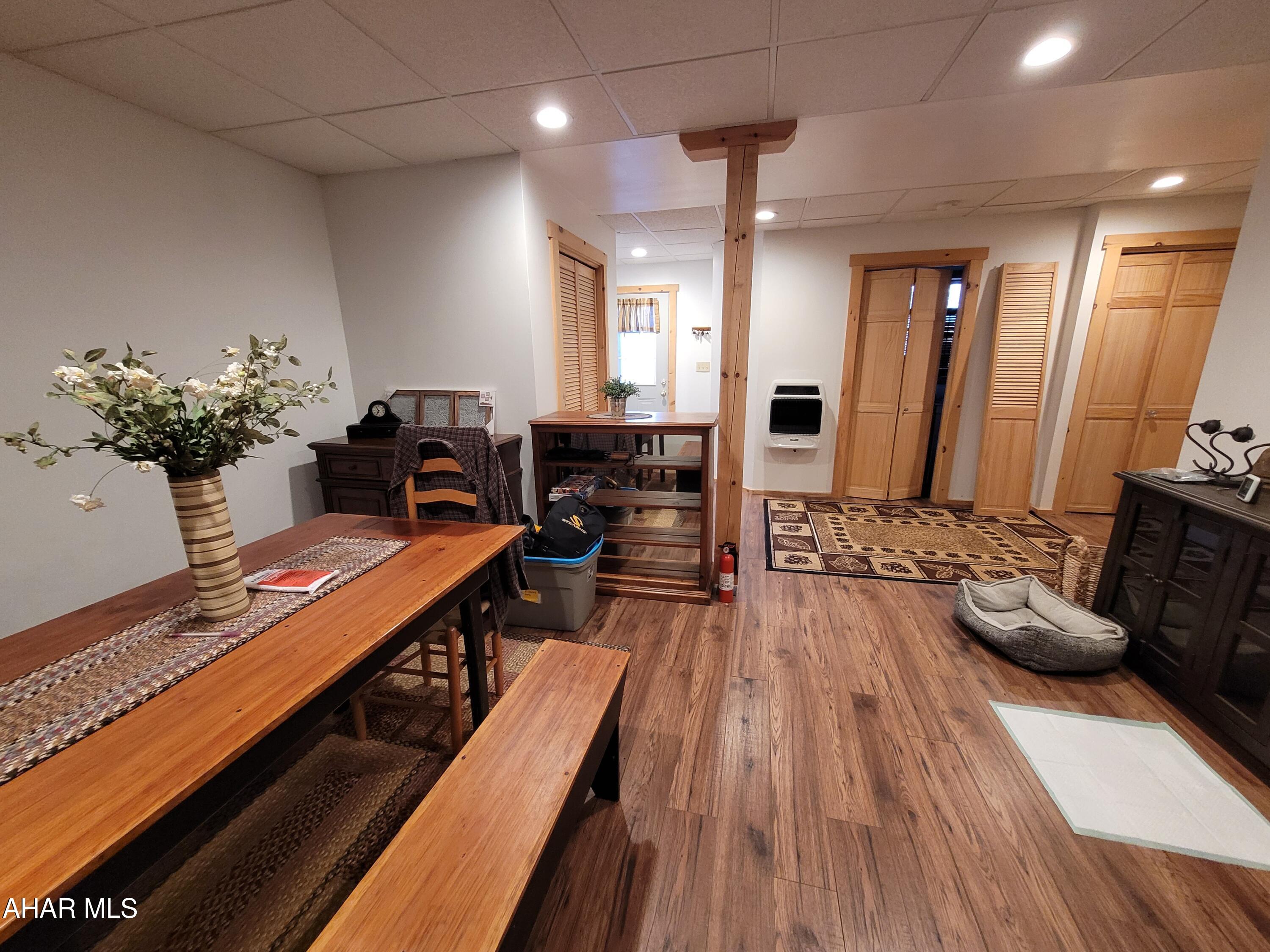 Glendale Yearound - Residential