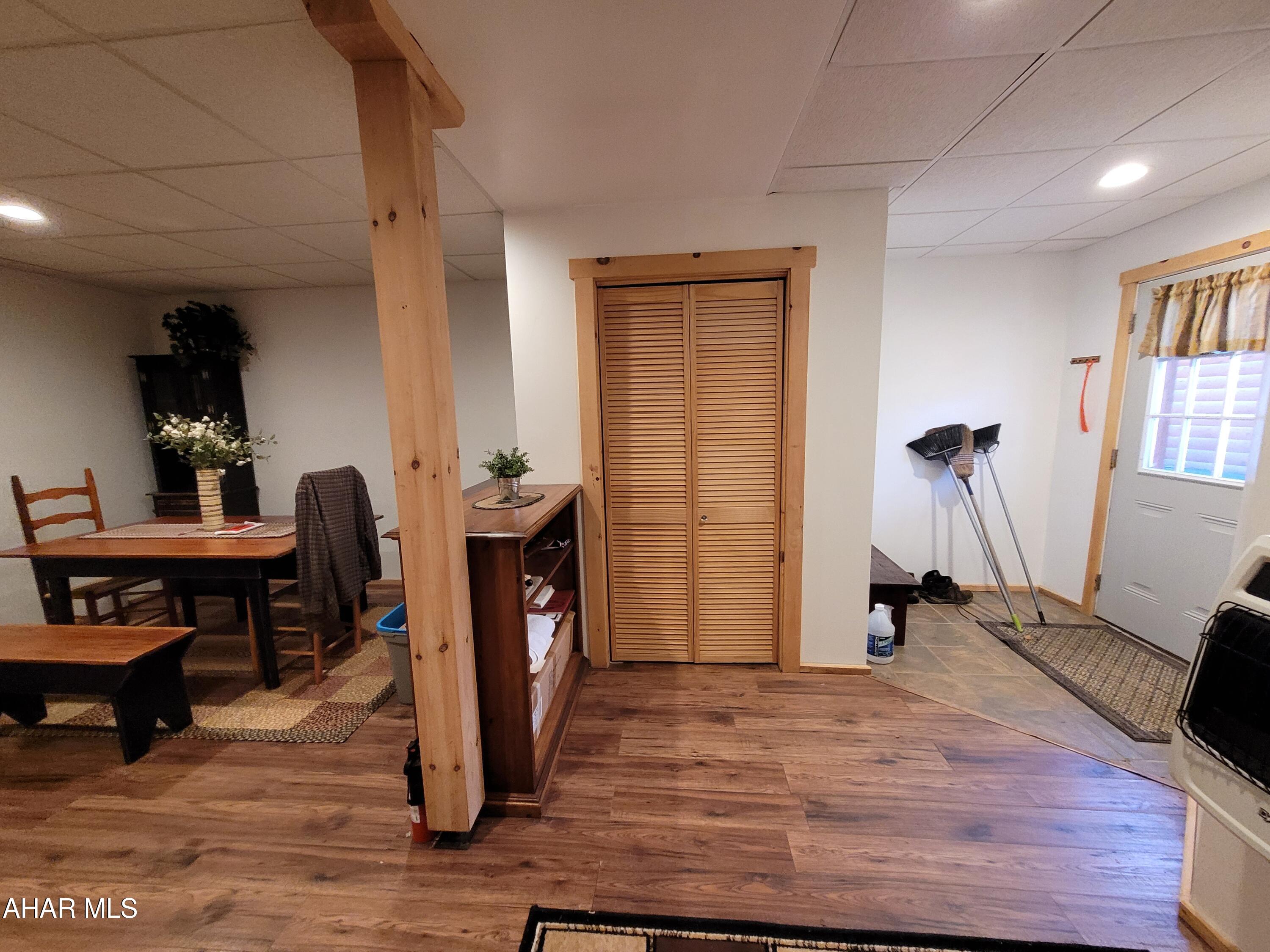 Glendale Yearound - Residential