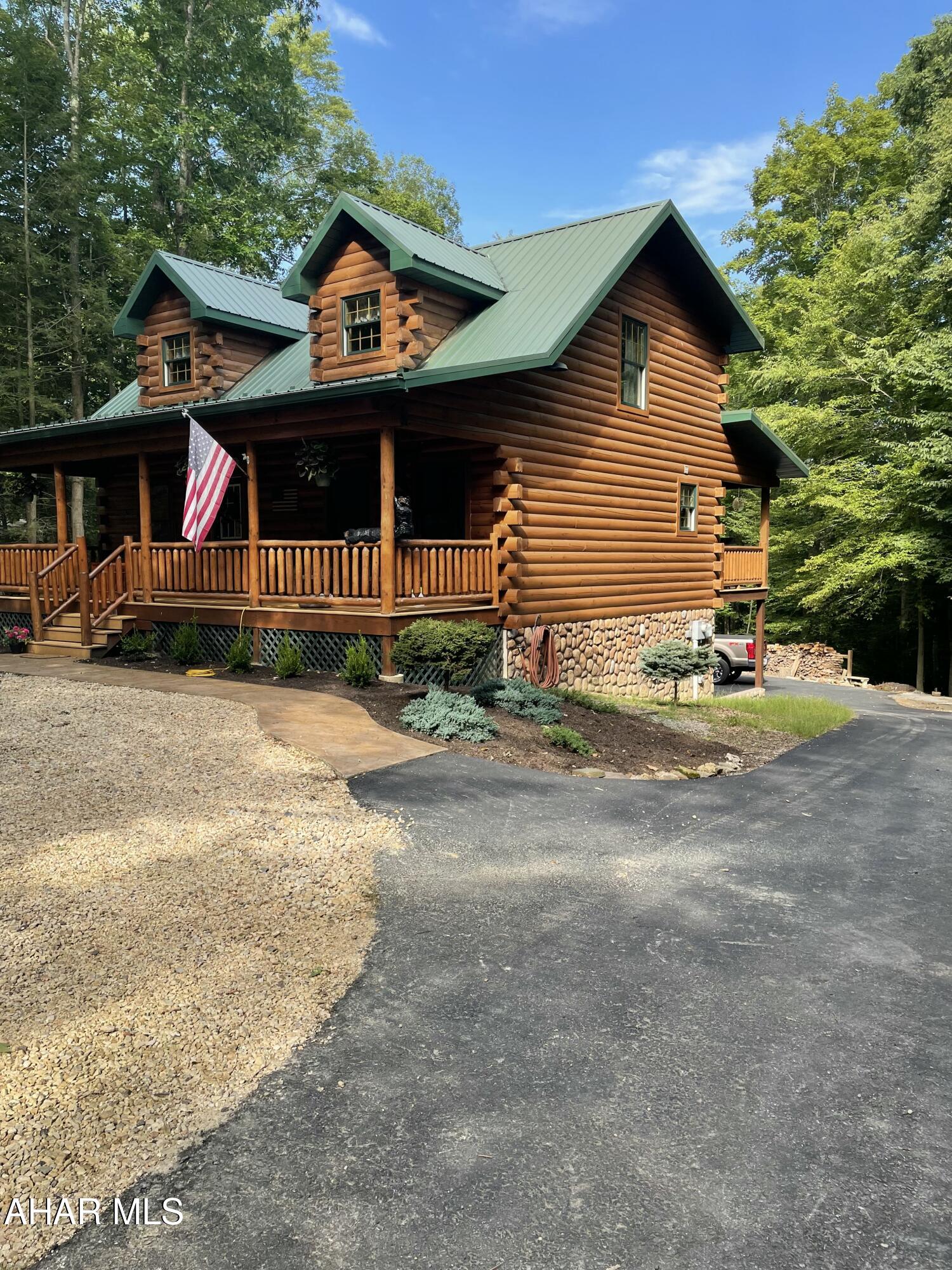 Glendale Yearound - Residential