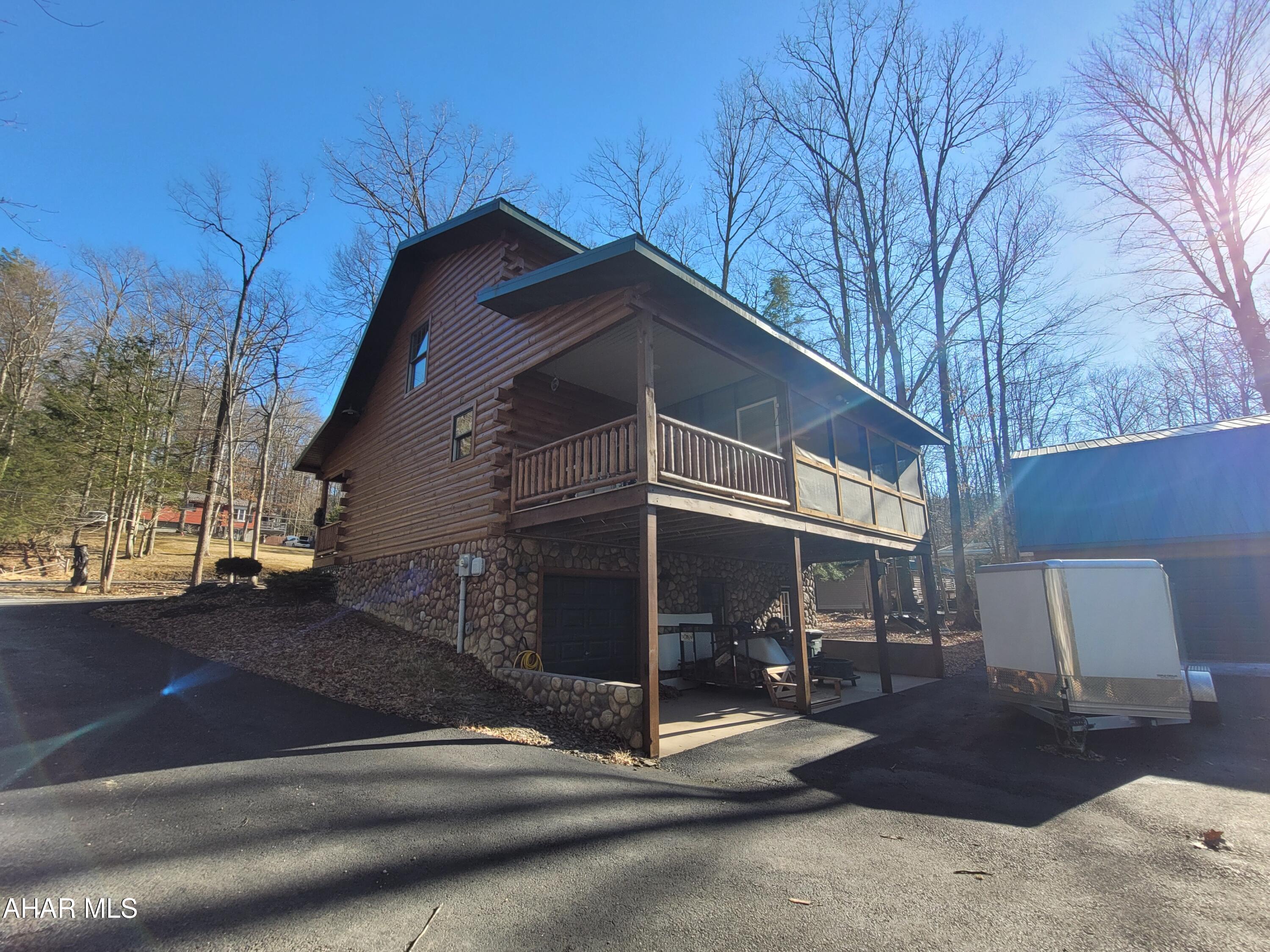 Glendale Yearound - Residential