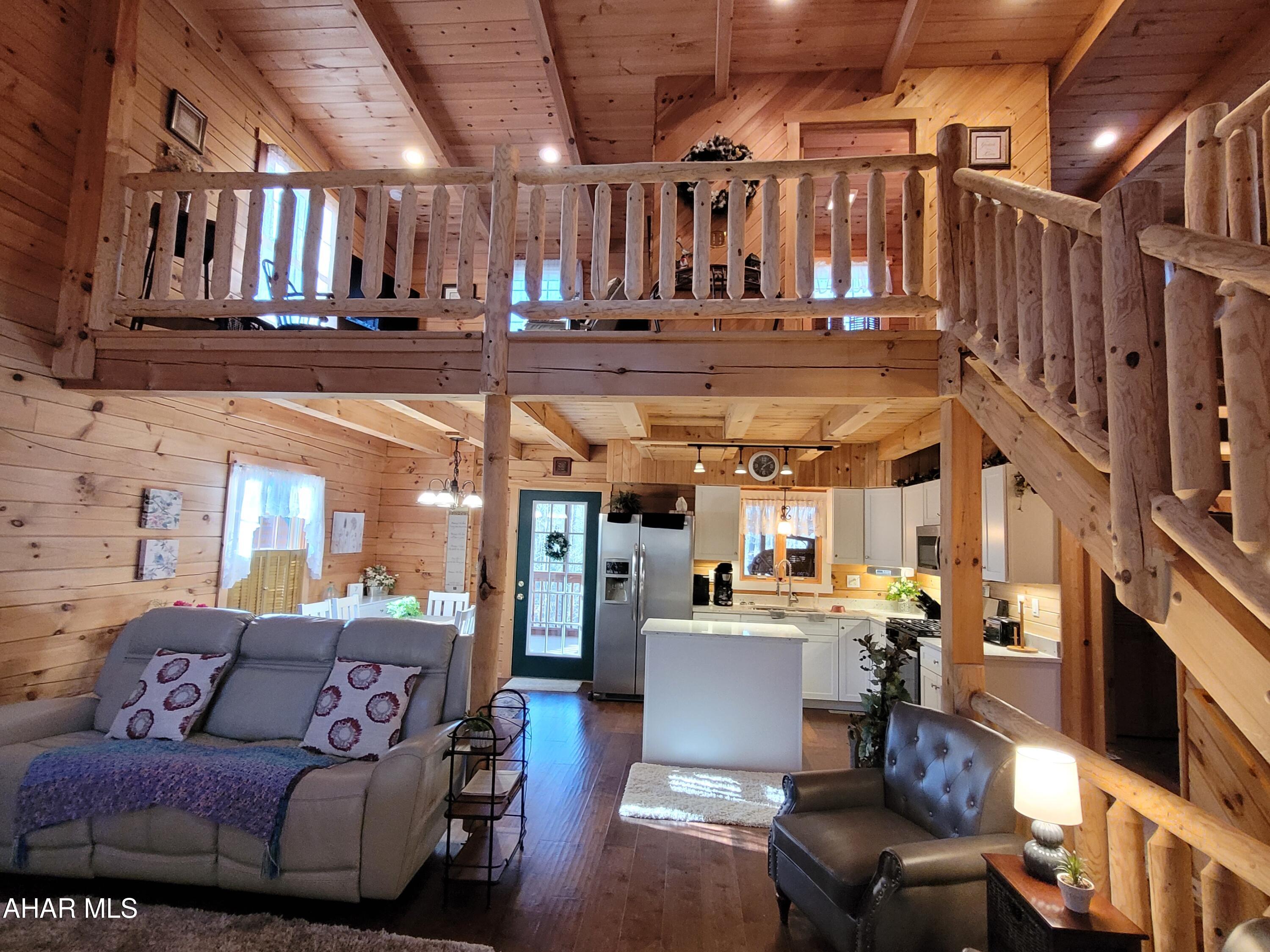 Glendale Yearound - Residential