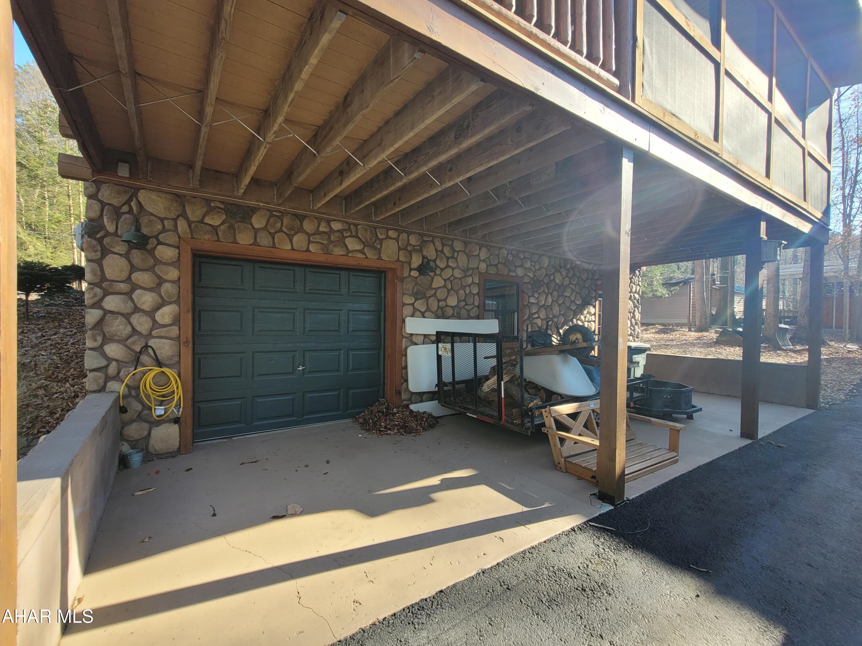 Glendale Yearound - Residential