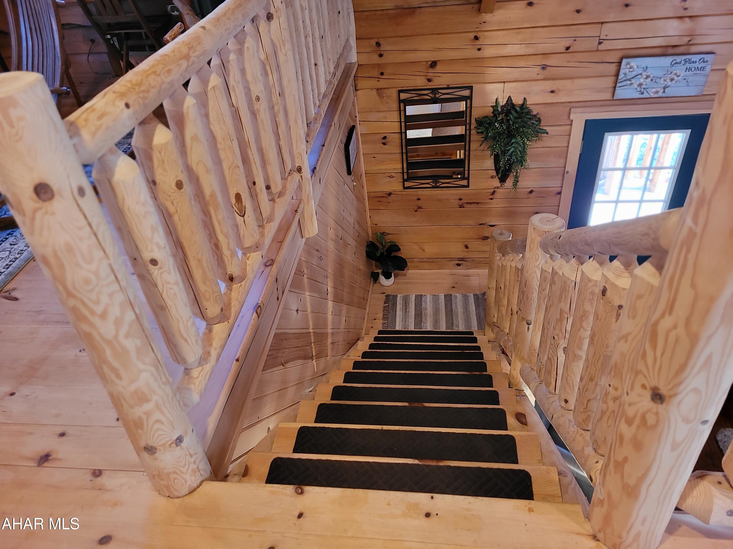 Glendale Yearound - Residential