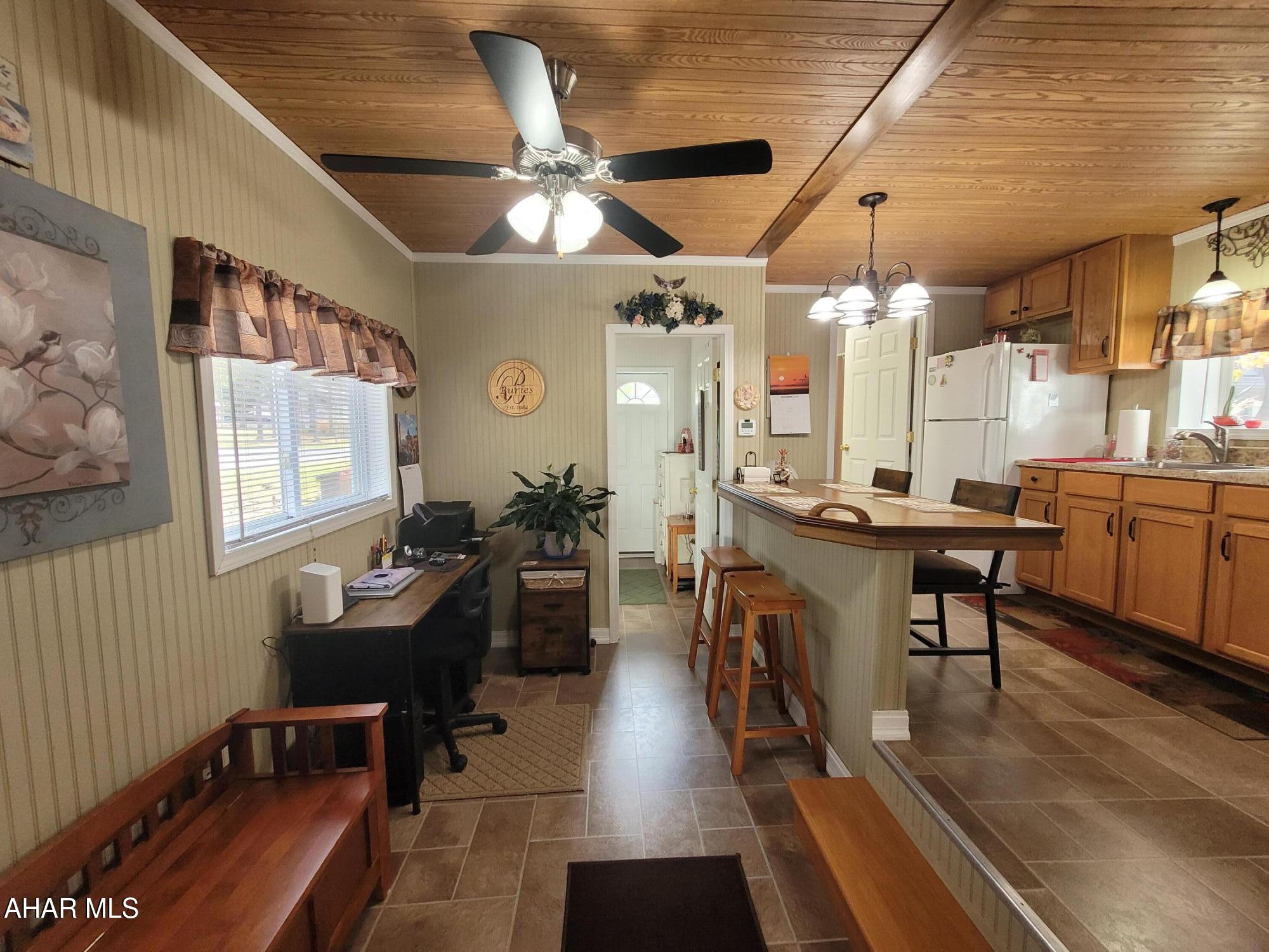 Glendale Yearound - Residential