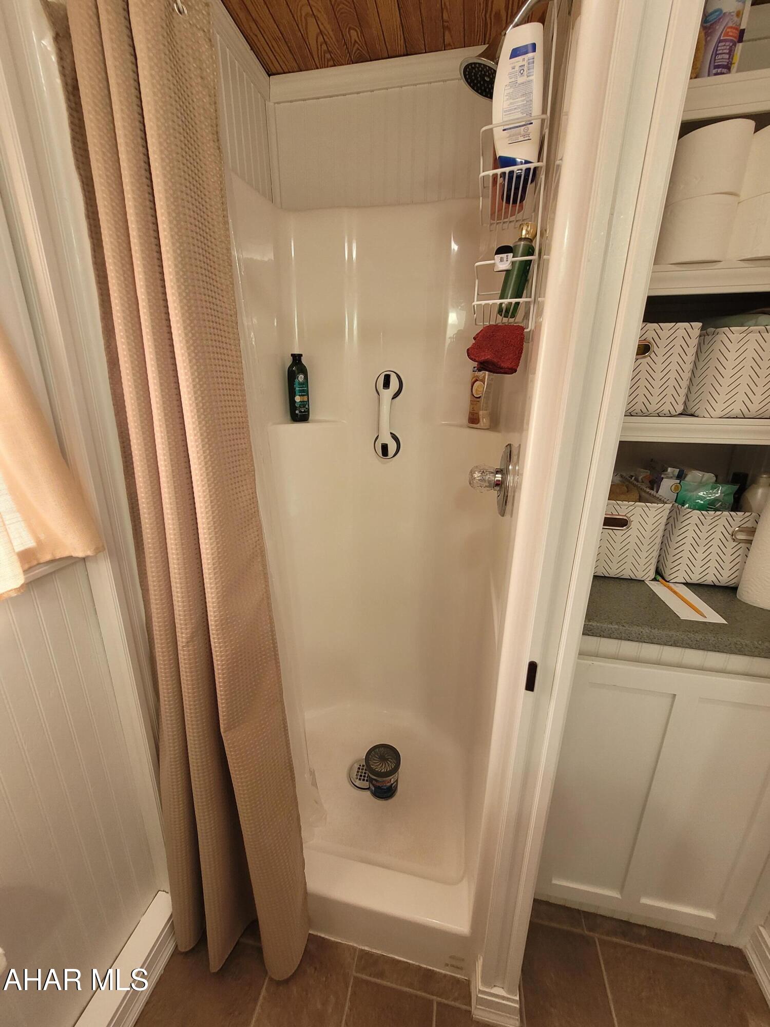 Glendale Yearound - Residential