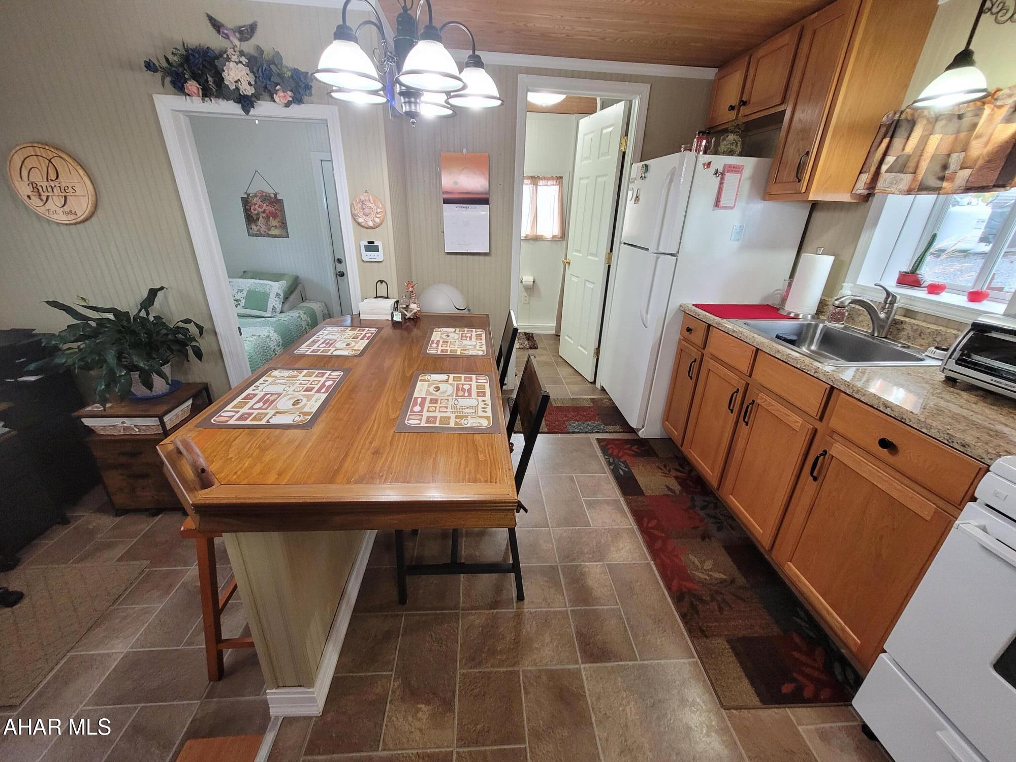 Glendale Yearound - Residential