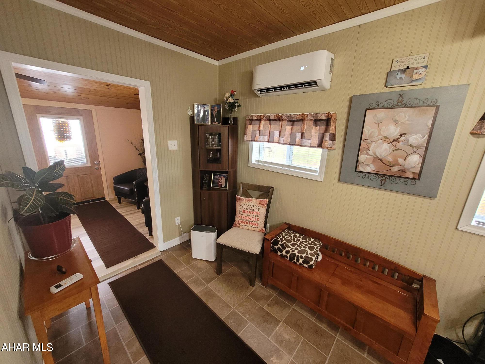 Glendale Yearound - Residential