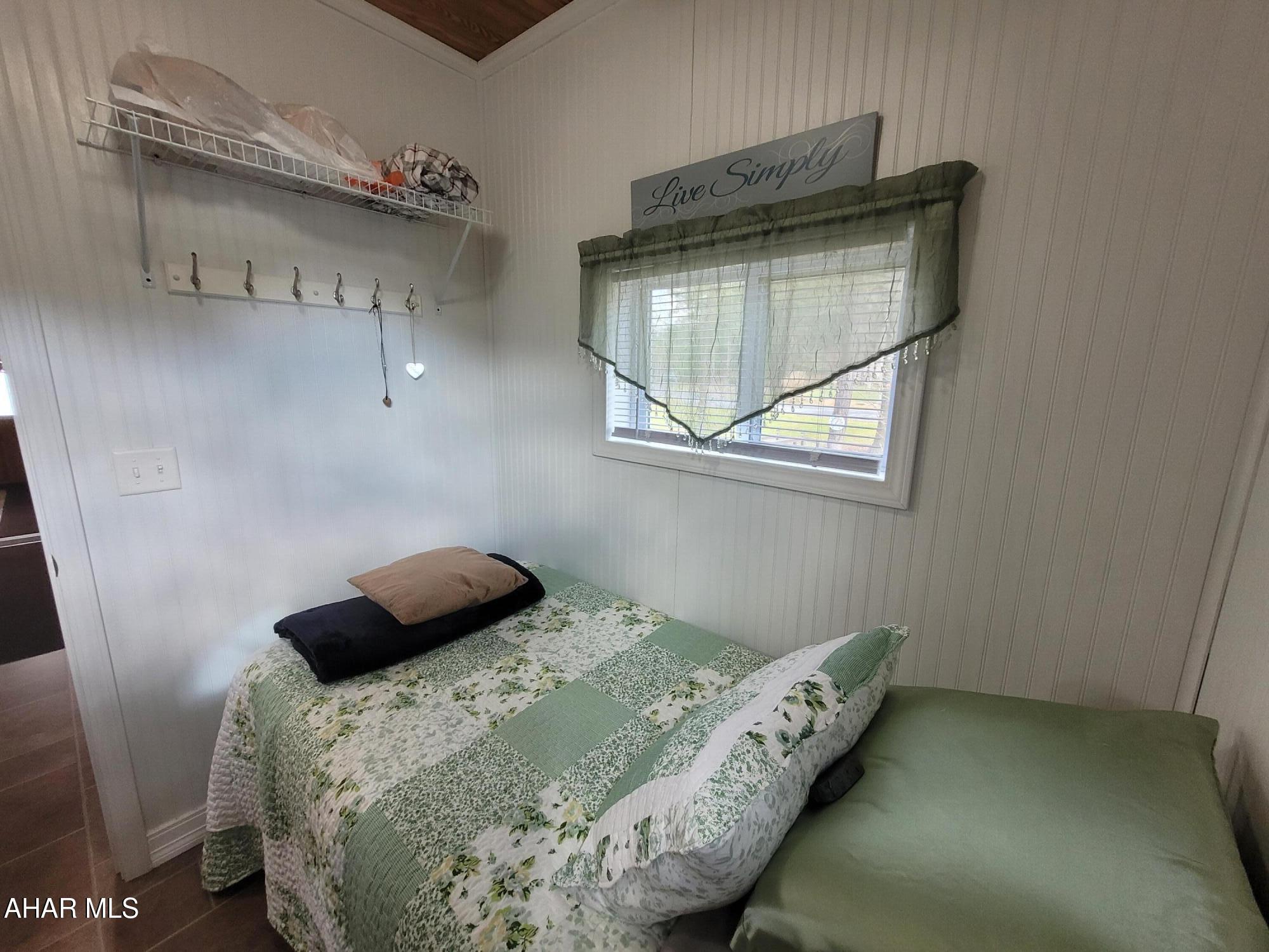 Glendale Yearound - Residential