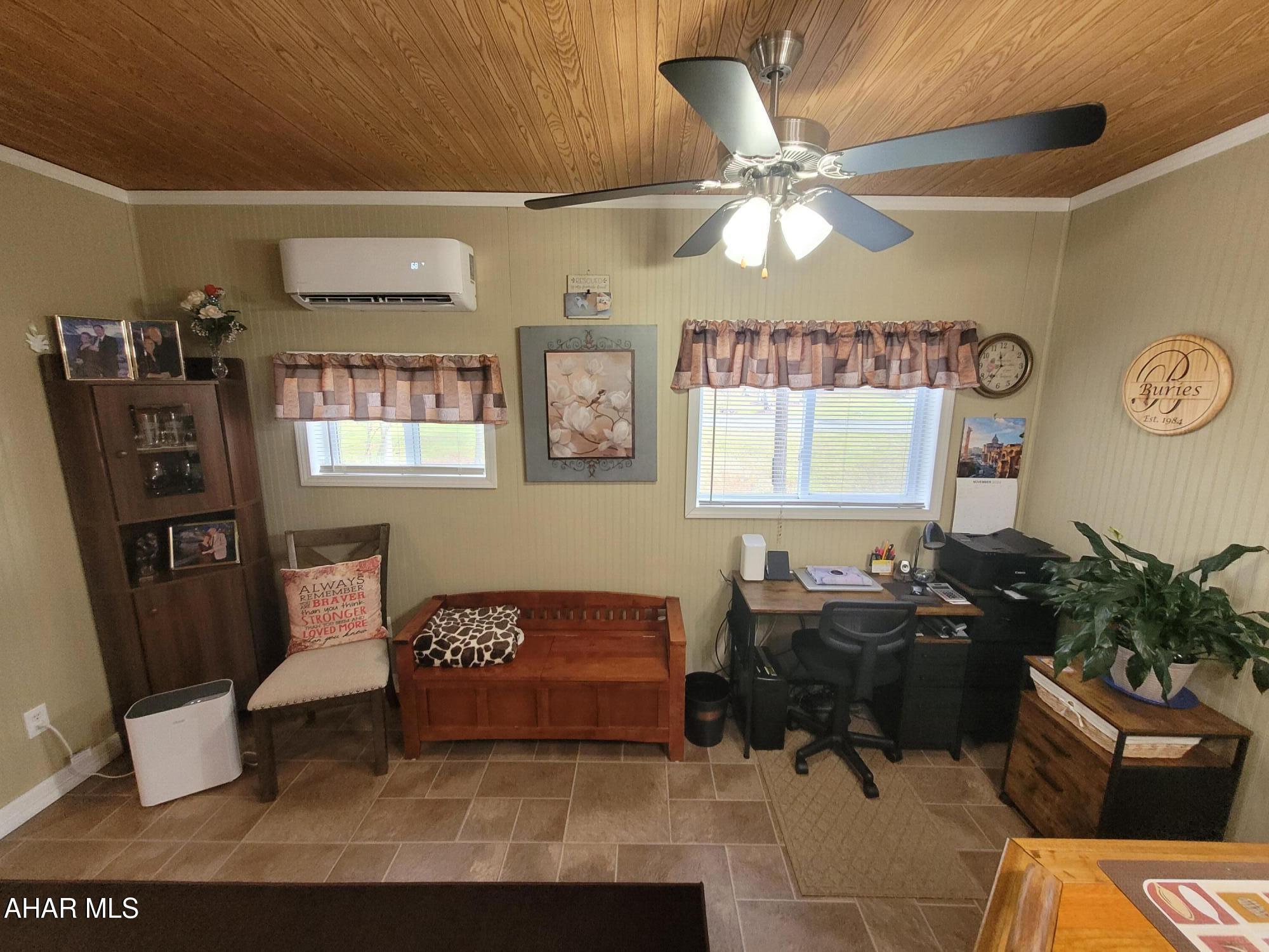 Glendale Yearound - Residential