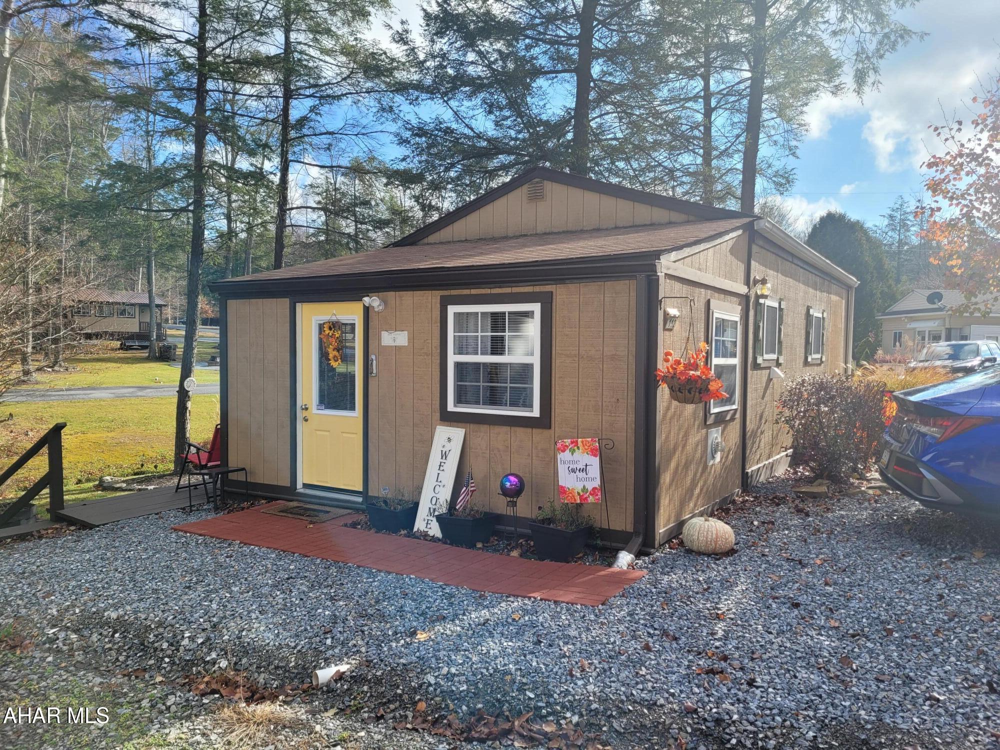 Glendale Yearound - Residential