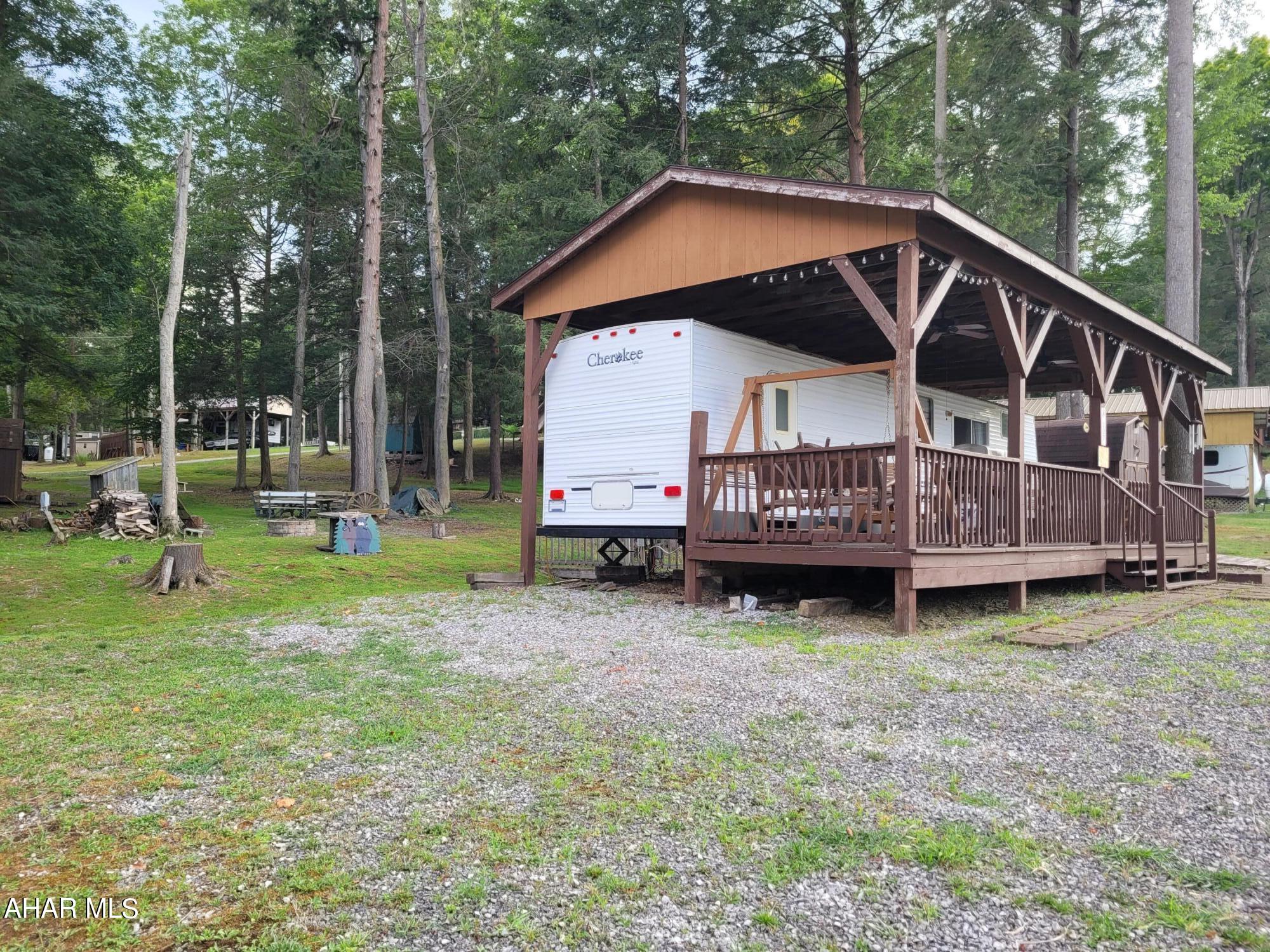 Glendale Yearound - Residential