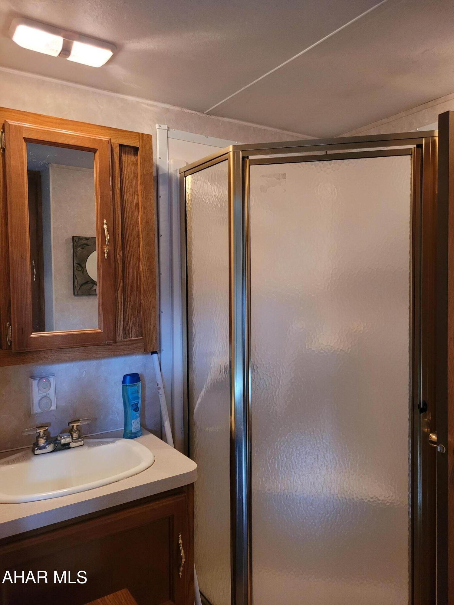 Glendale Yearound - Residential