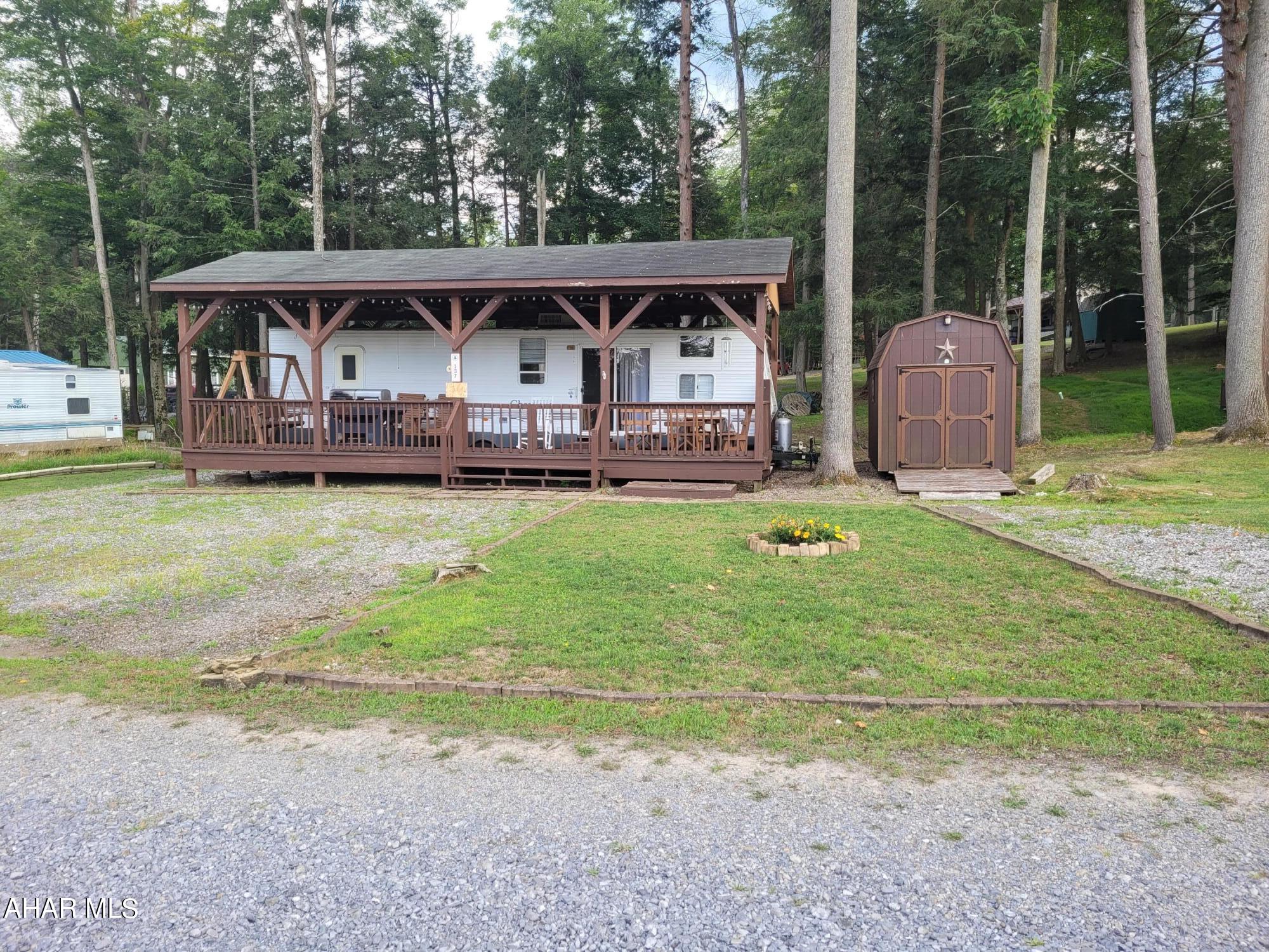 Glendale Yearound - Residential