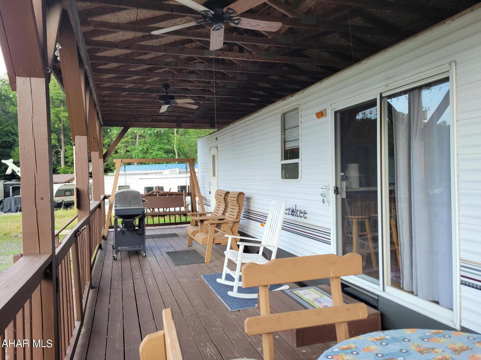 Glendale Yearound - Residential