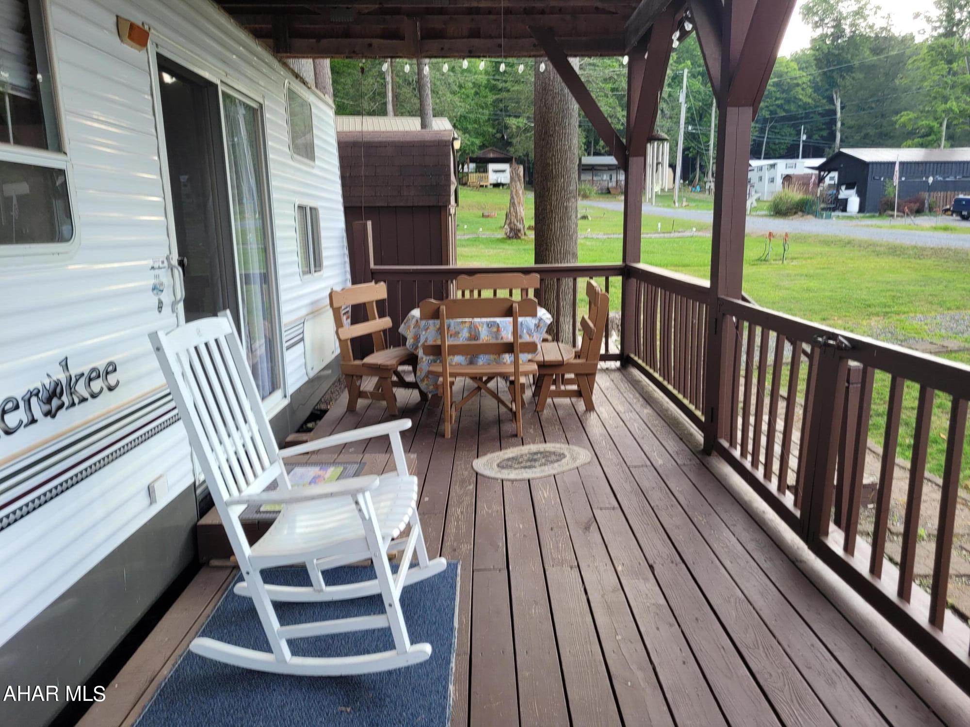 Glendale Yearound - Residential