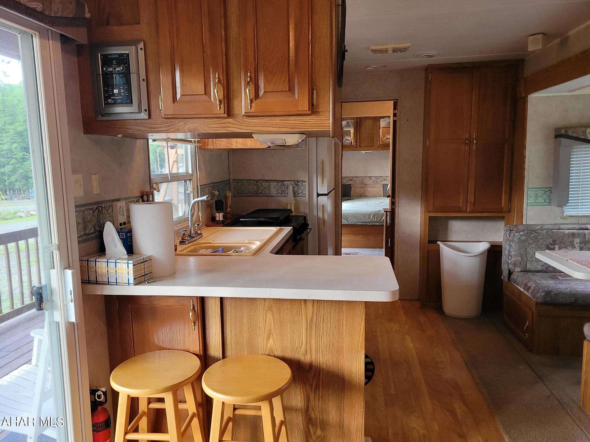 Glendale Yearound - Residential