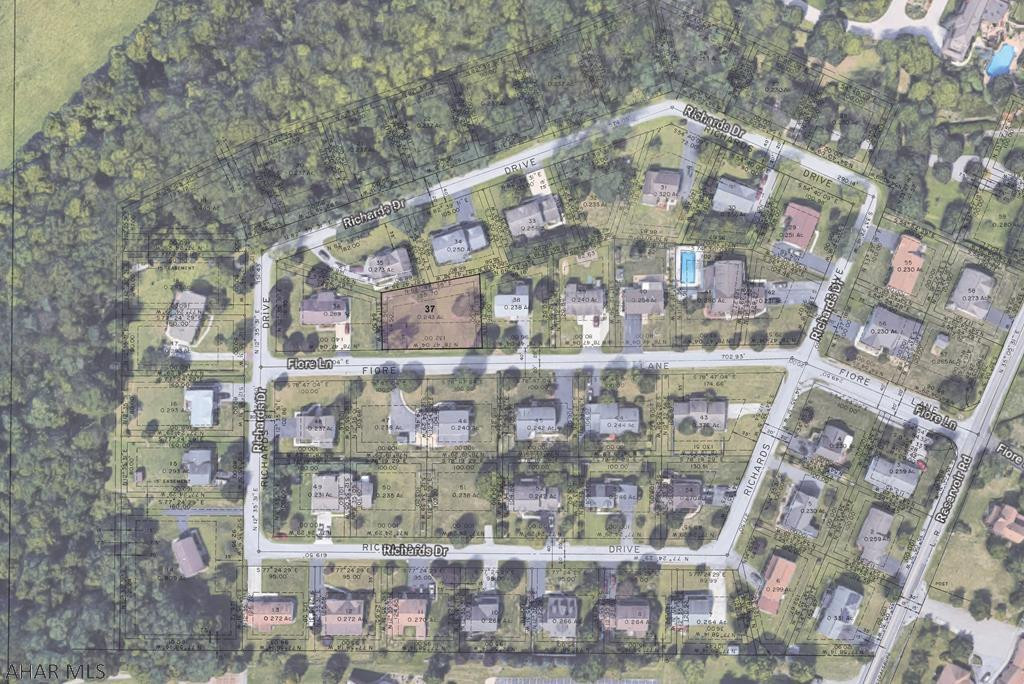 Old Town Village - Land