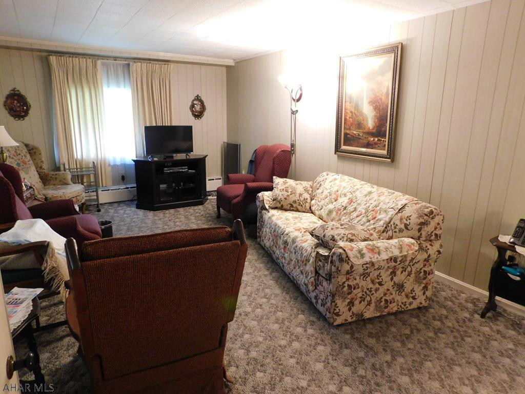 Llyswen - Residential